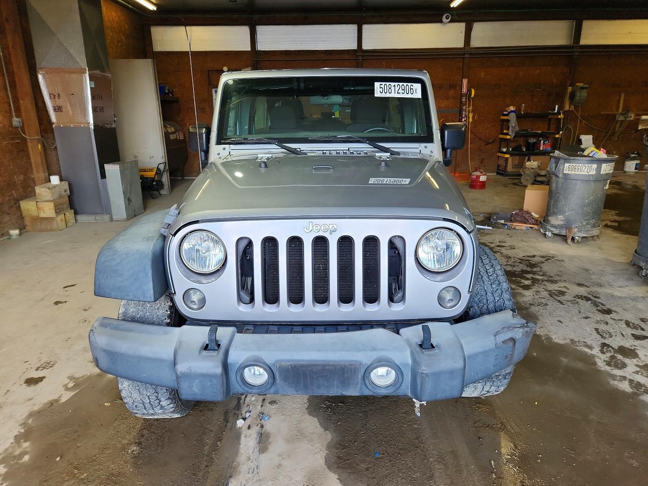 2015 Jeep Wrangler Unlimited Sport Silver vin: 1C4BJWDG2FL716566