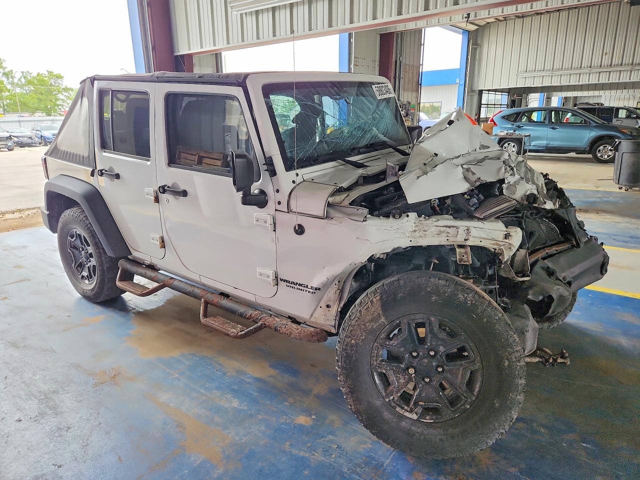 2015 Jeep Wrangler Unlimited Sport White vin: 1C4BJWDG2FL721122