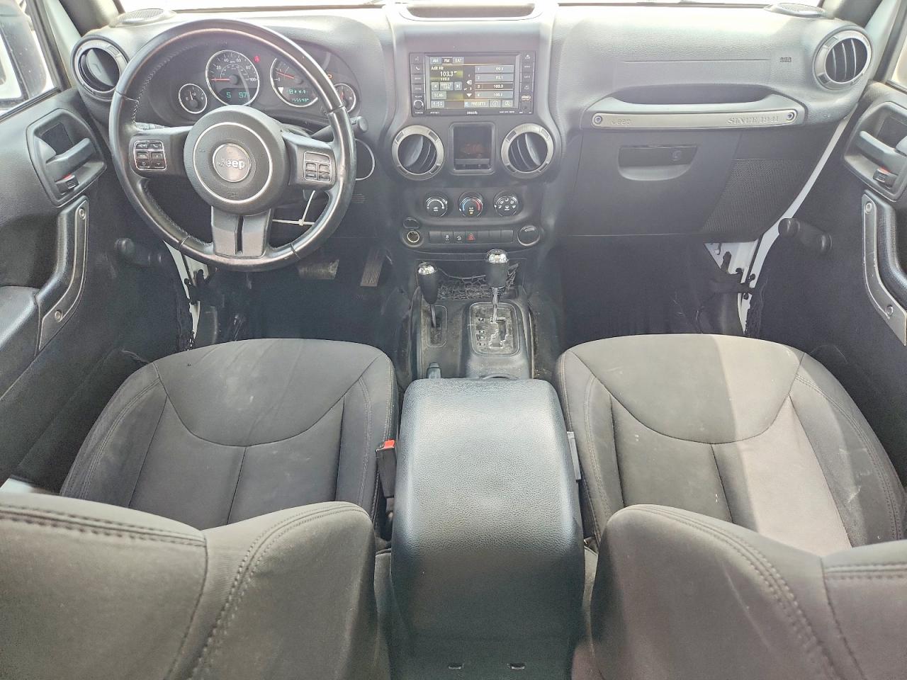 2015 Jeep Wrangler Unlimited Sport White vin: 1C4BJWDG2FL721797