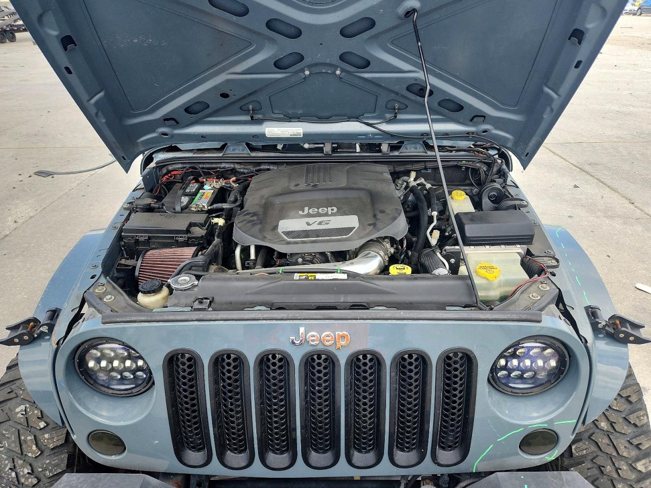 2015 Jeep Wrangler Unlimited Sport Gray vin: 1C4BJWDG2FL773723