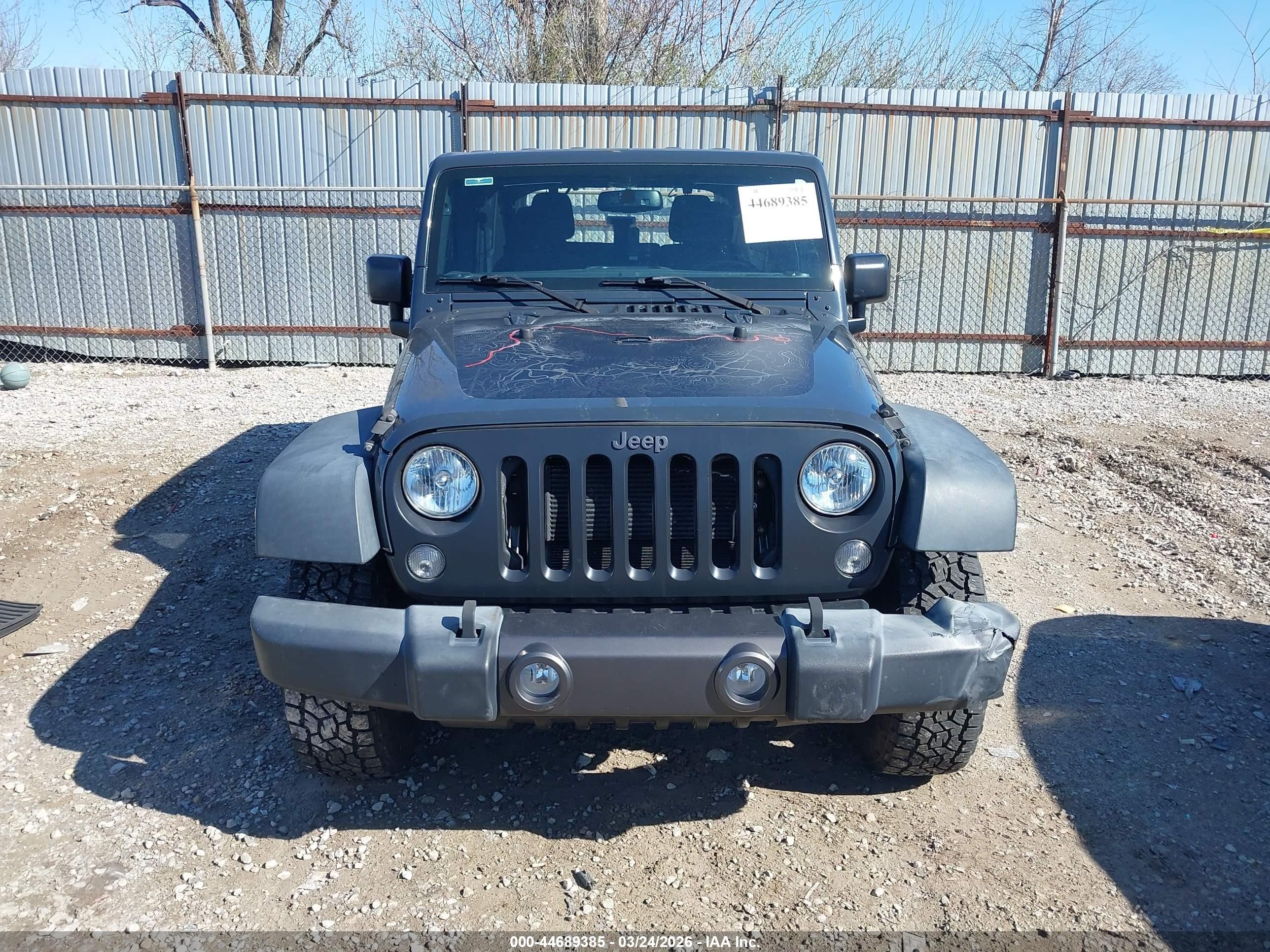 2017 Jeep Wrangler Unlimited Big Bear 4x4 Gray vin: 1C4BJWDG2HL642942