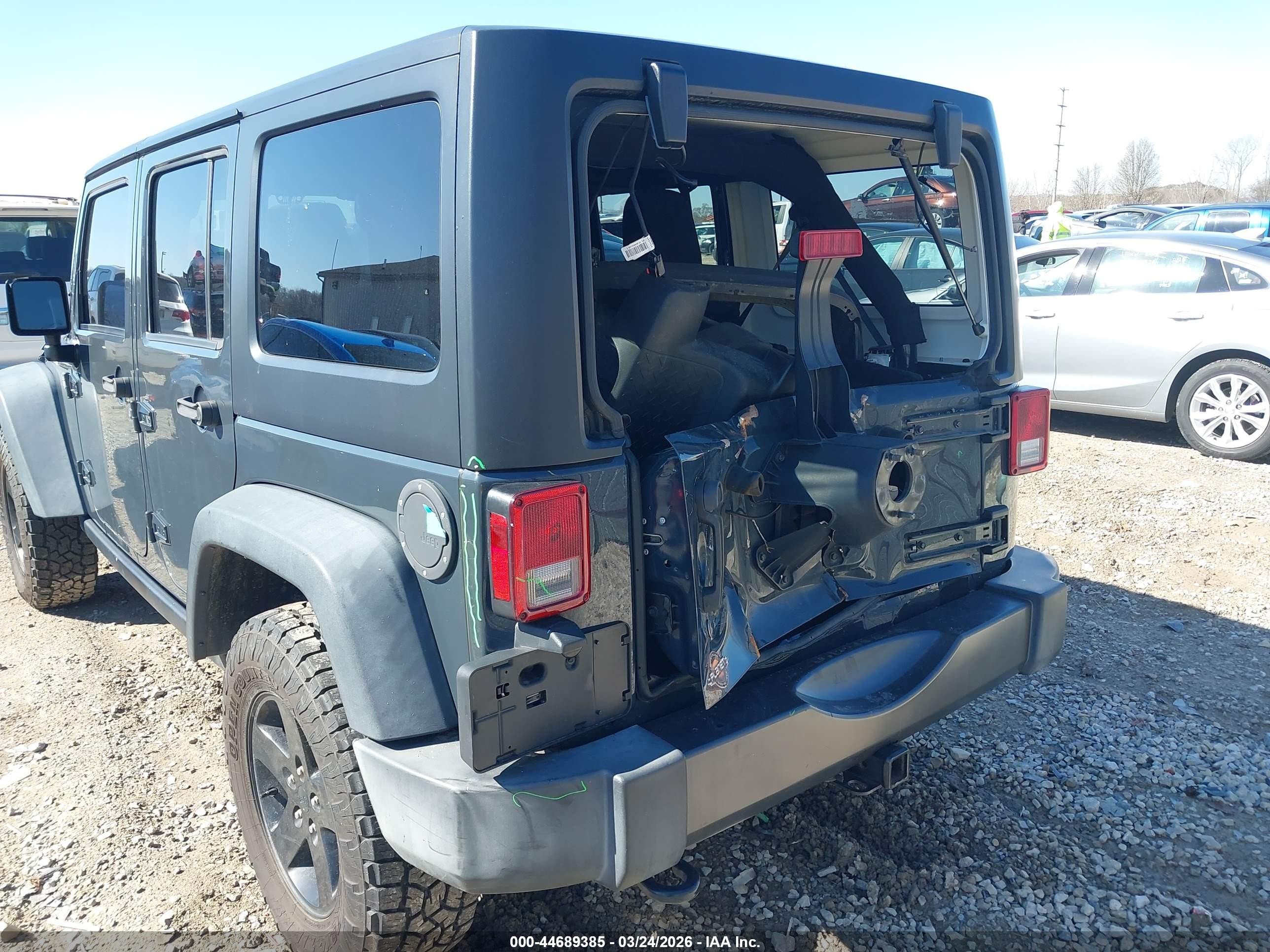 2017 Jeep Wrangler Unlimited Big Bear 4x4 Gray vin: 1C4BJWDG2HL642942