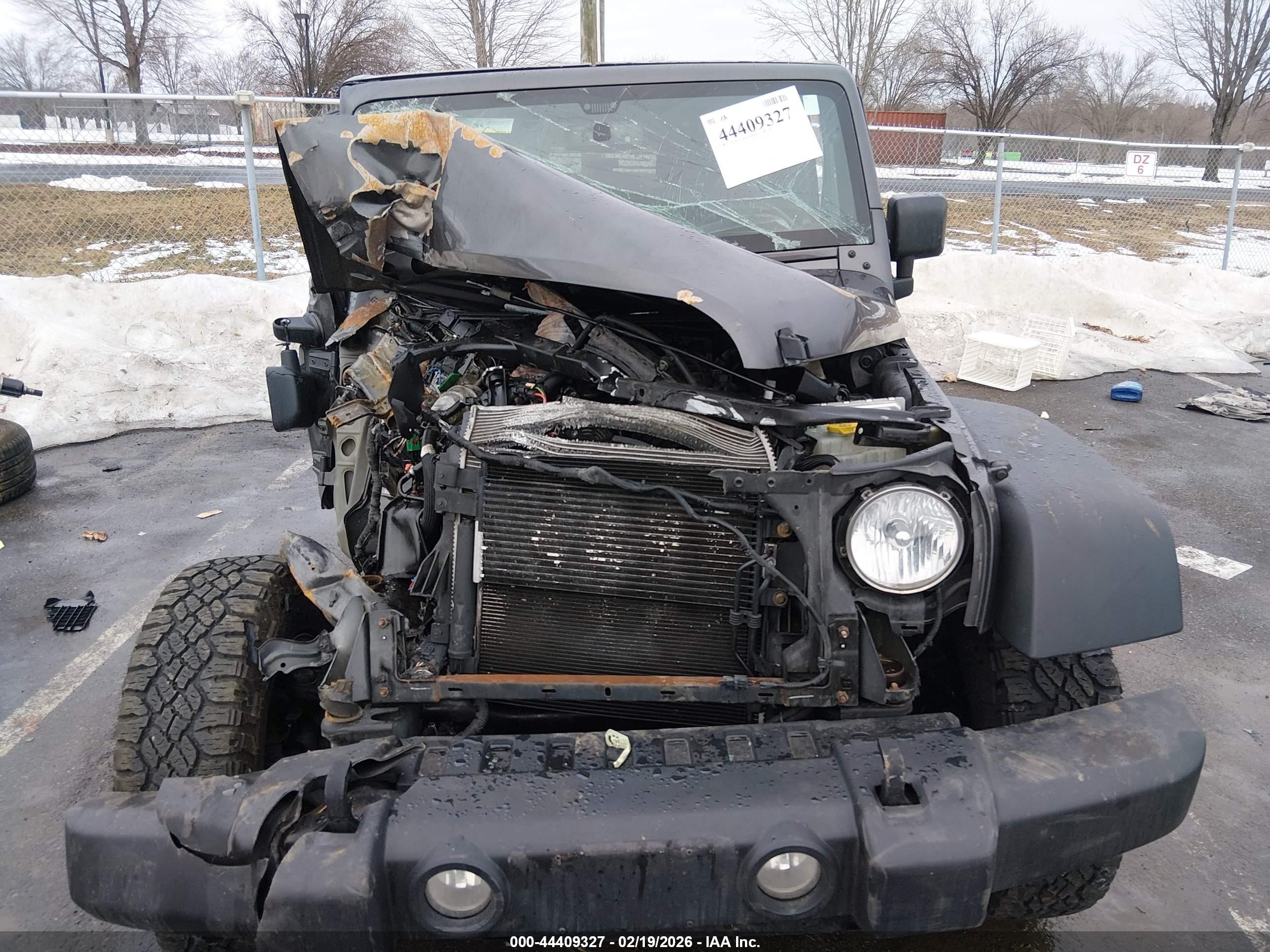 2017 Jeep Wrangler Unlimited Sport 4x4 Серый vin: 1C4BJWDG2HL729546