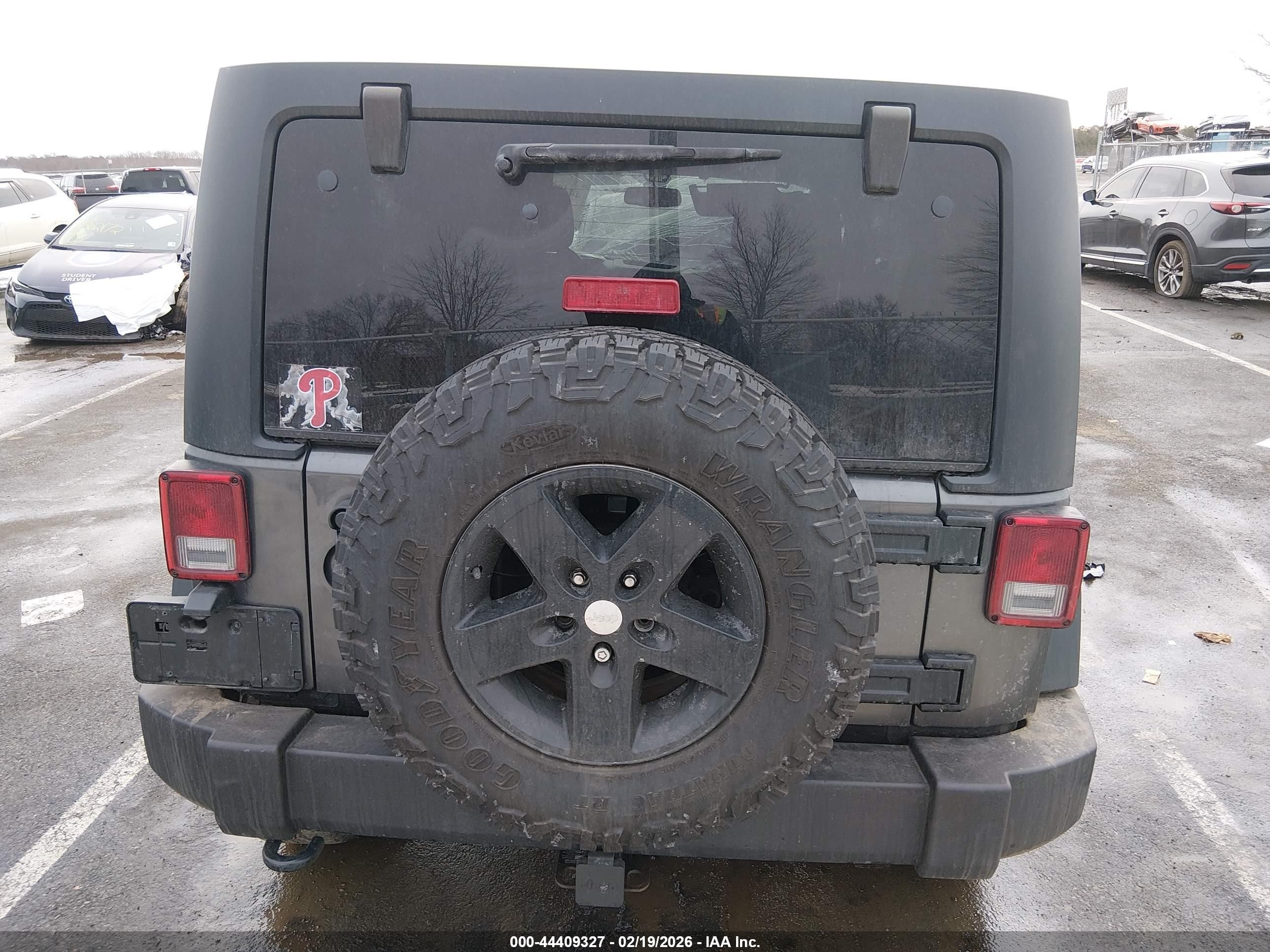 2017 Jeep Wrangler Unlimited Sport 4x4 Серый vin: 1C4BJWDG2HL729546