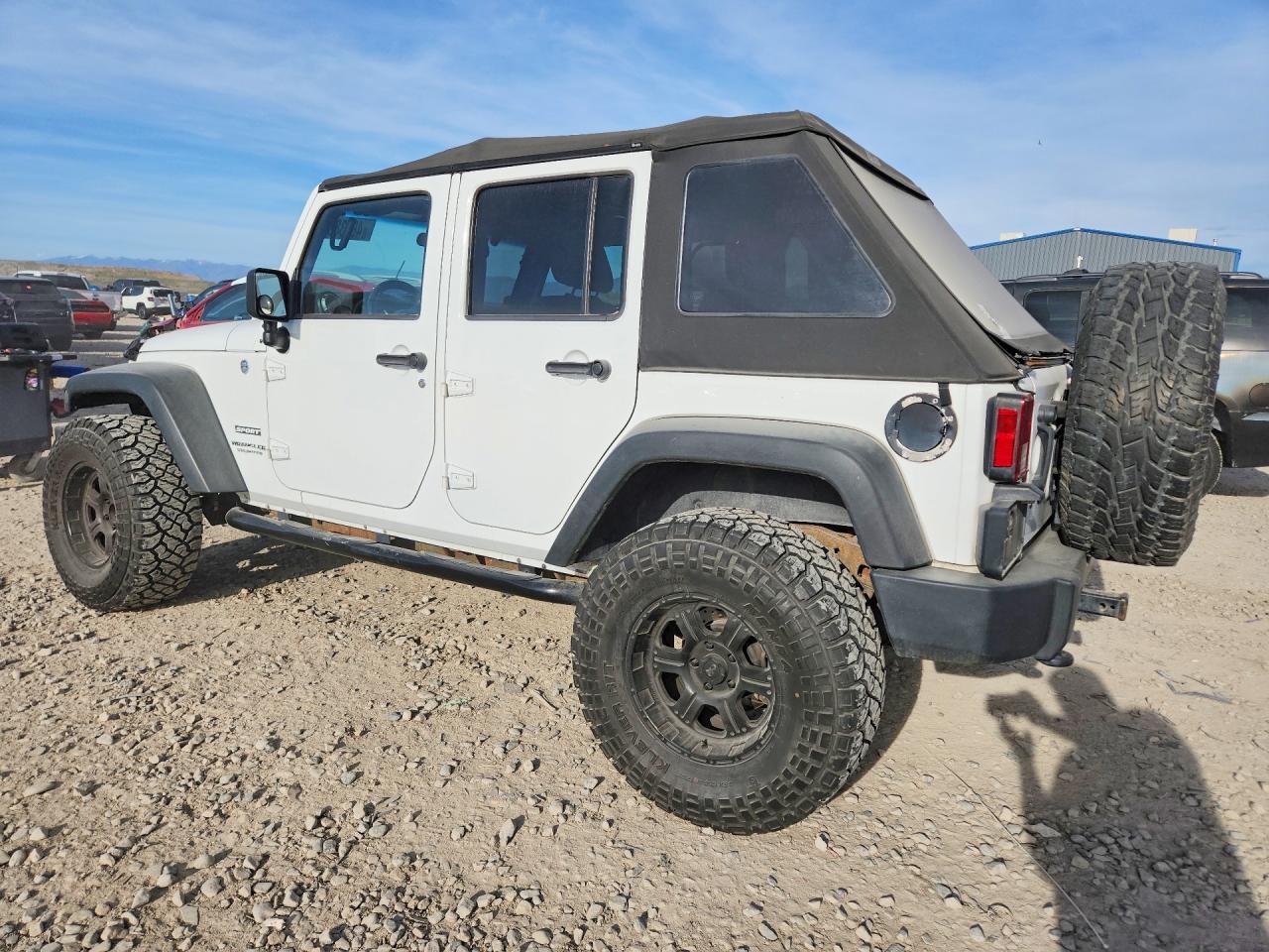 2012 Jeep Wrangler Unlimited Sport White vin: 1C4BJWDG3CL160196
