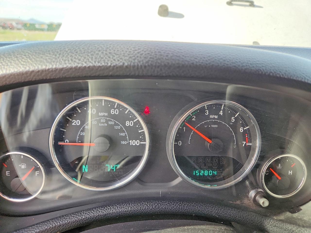 2012 Jeep Wrangler Unlimited Sport White vin: 1C4BJWDG3CL160196