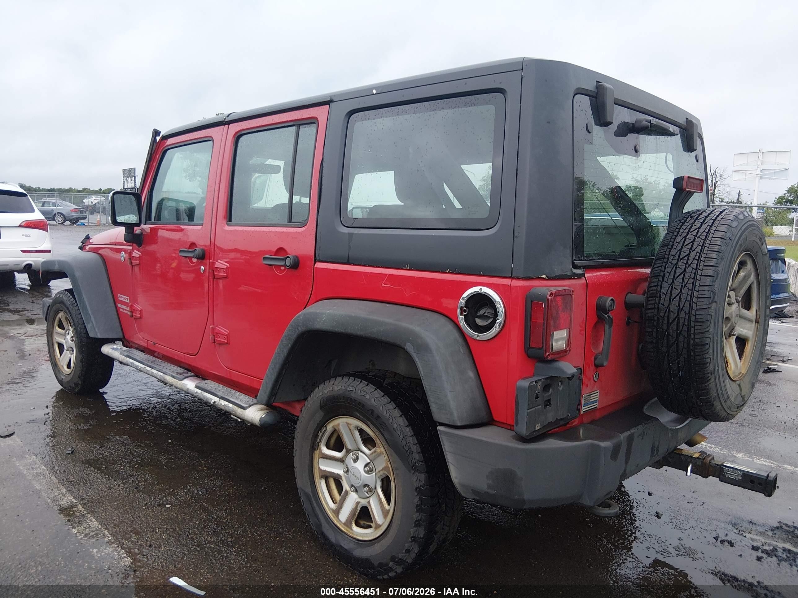 2012 Jeep Wrangler Unlimited Sport Red vin: 1C4BJWDG3CL196759