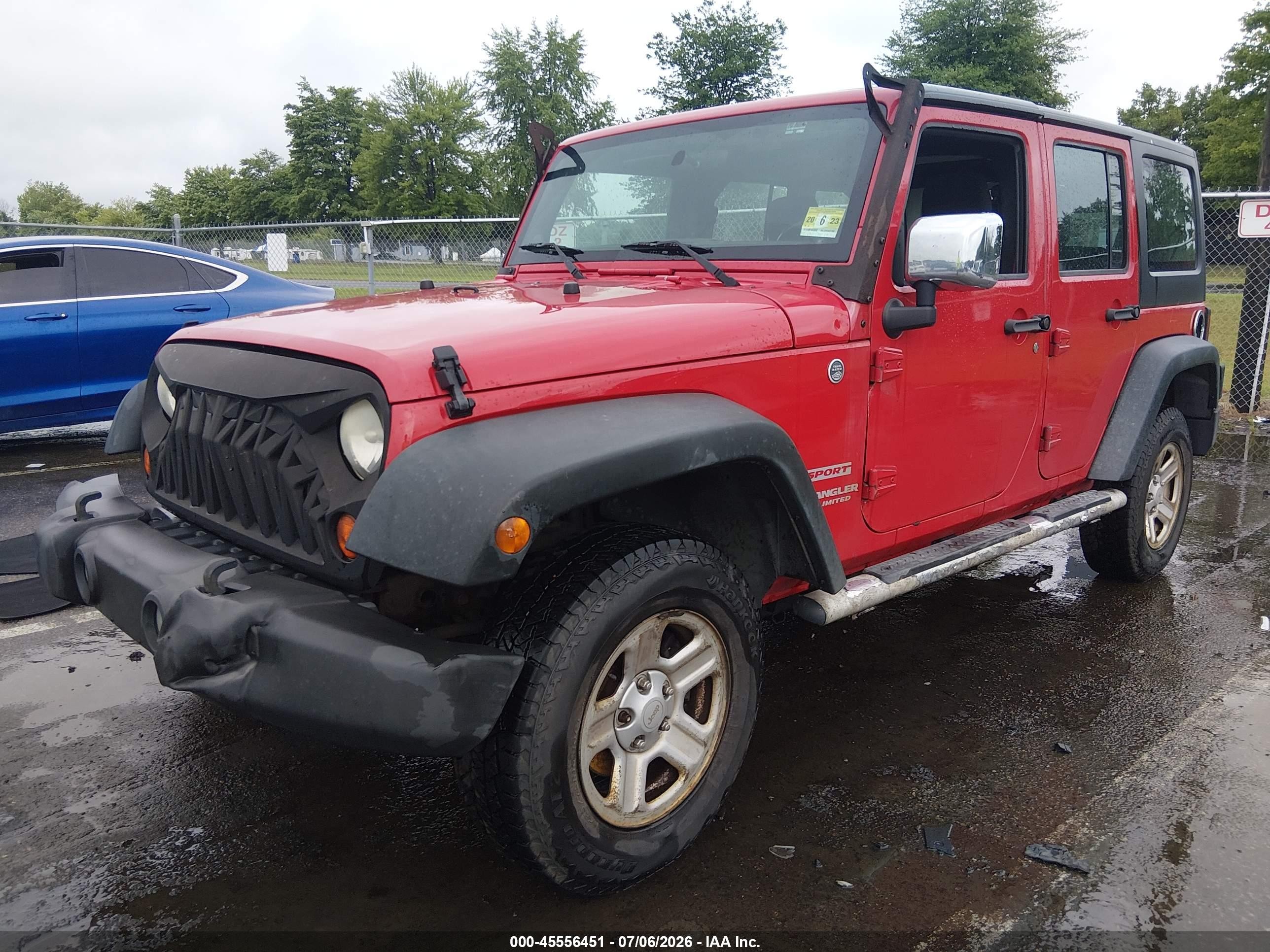 2012 Jeep Wrangler Unlimited Sport Red vin: 1C4BJWDG3CL196759