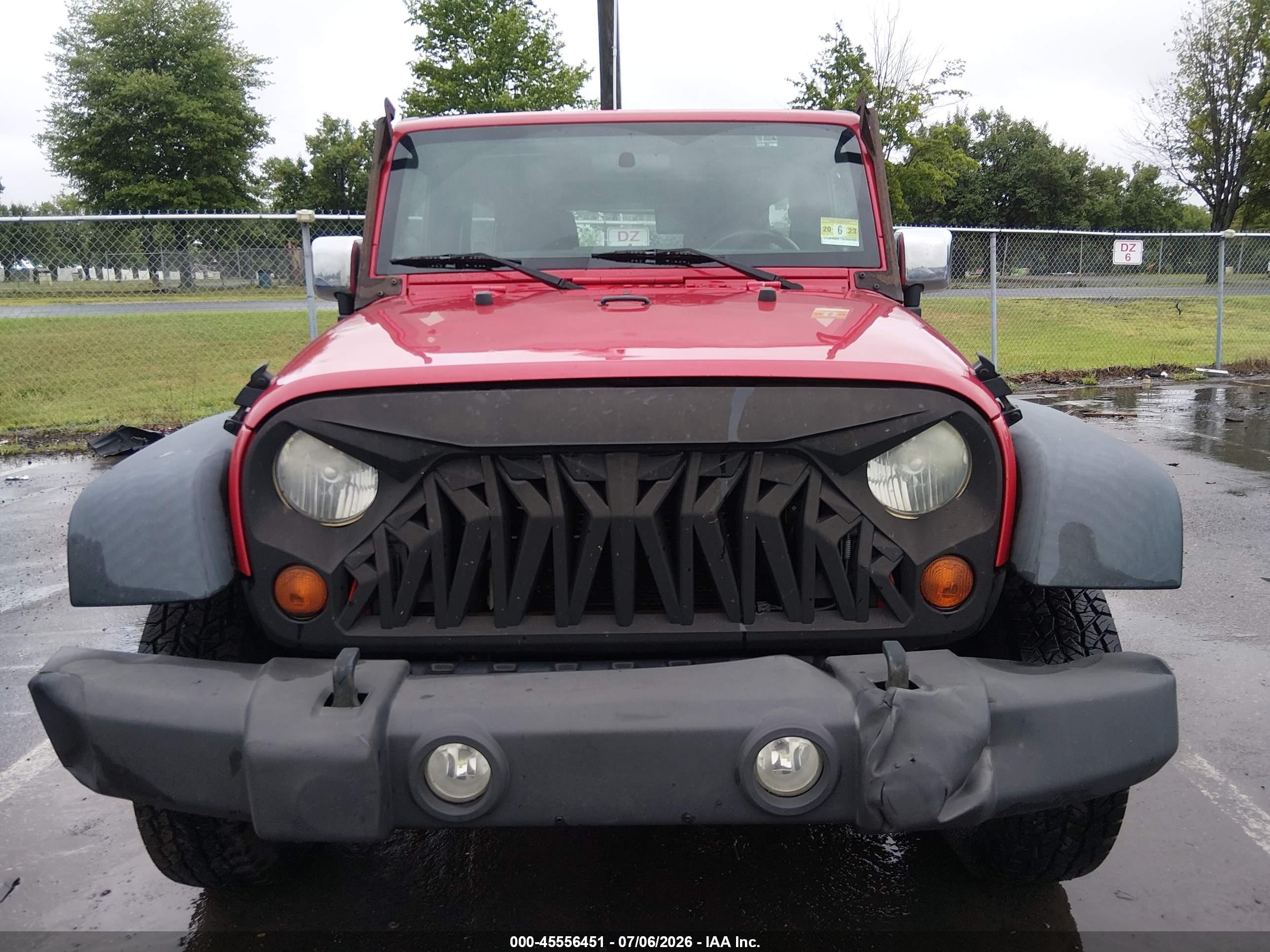 2012 Jeep Wrangler Unlimited Sport Red vin: 1C4BJWDG3CL196759