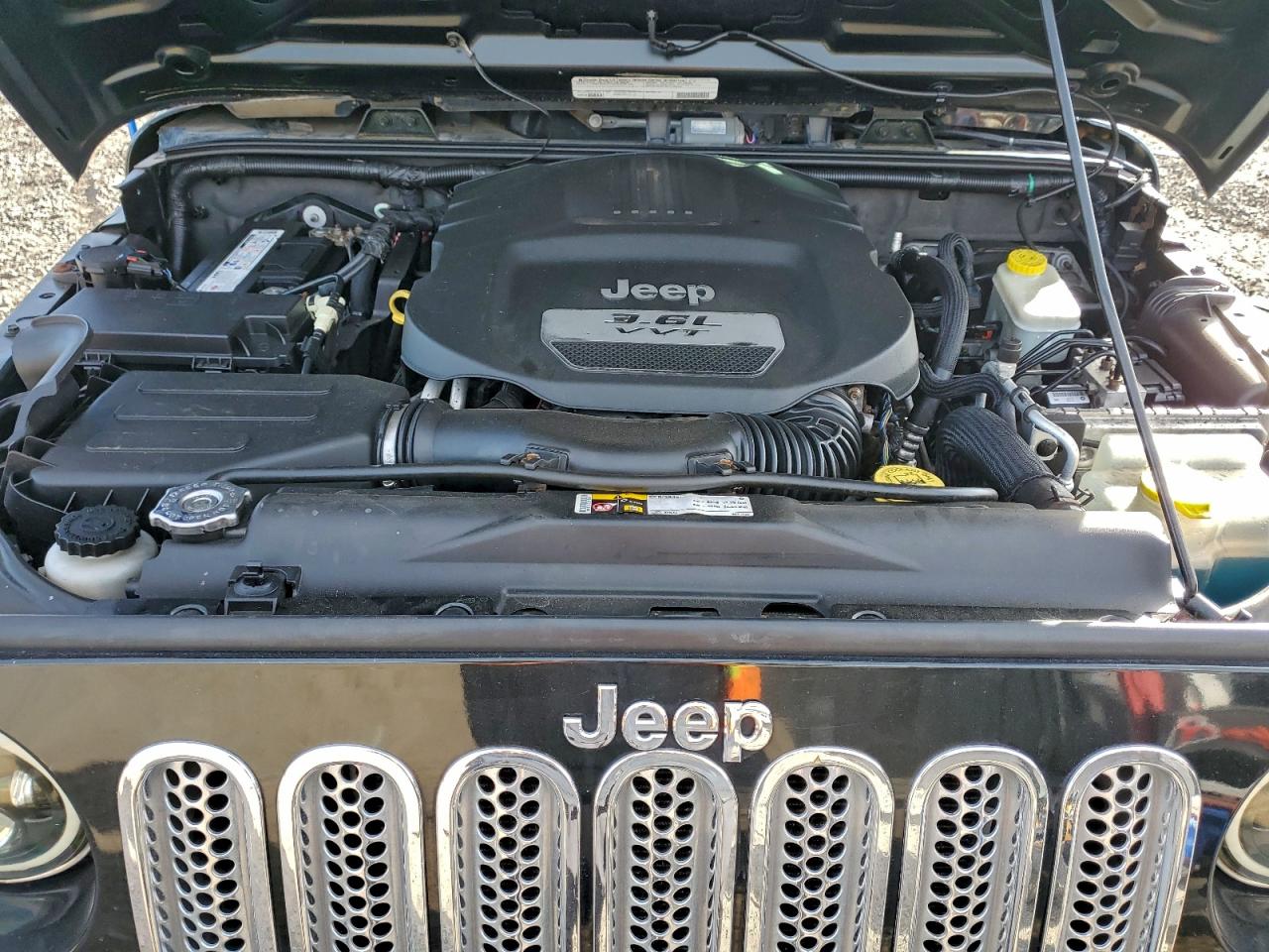 2012 Jeep Wrangler Unlimited Sport Black vin: 1C4BJWDG3CL206013