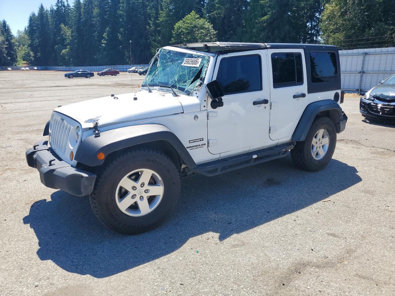 2012 Jeep Wrangler Unlimited Sport White vin: 1C4BJWDG3CL208487