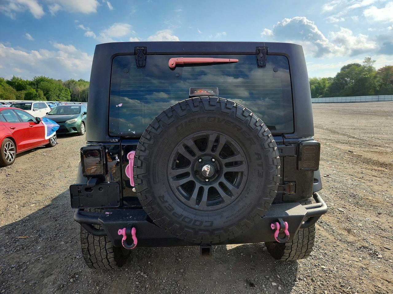 2012 Jeep Wrangler Unlimited Sport Черный vin: 1C4BJWDG3CL220784