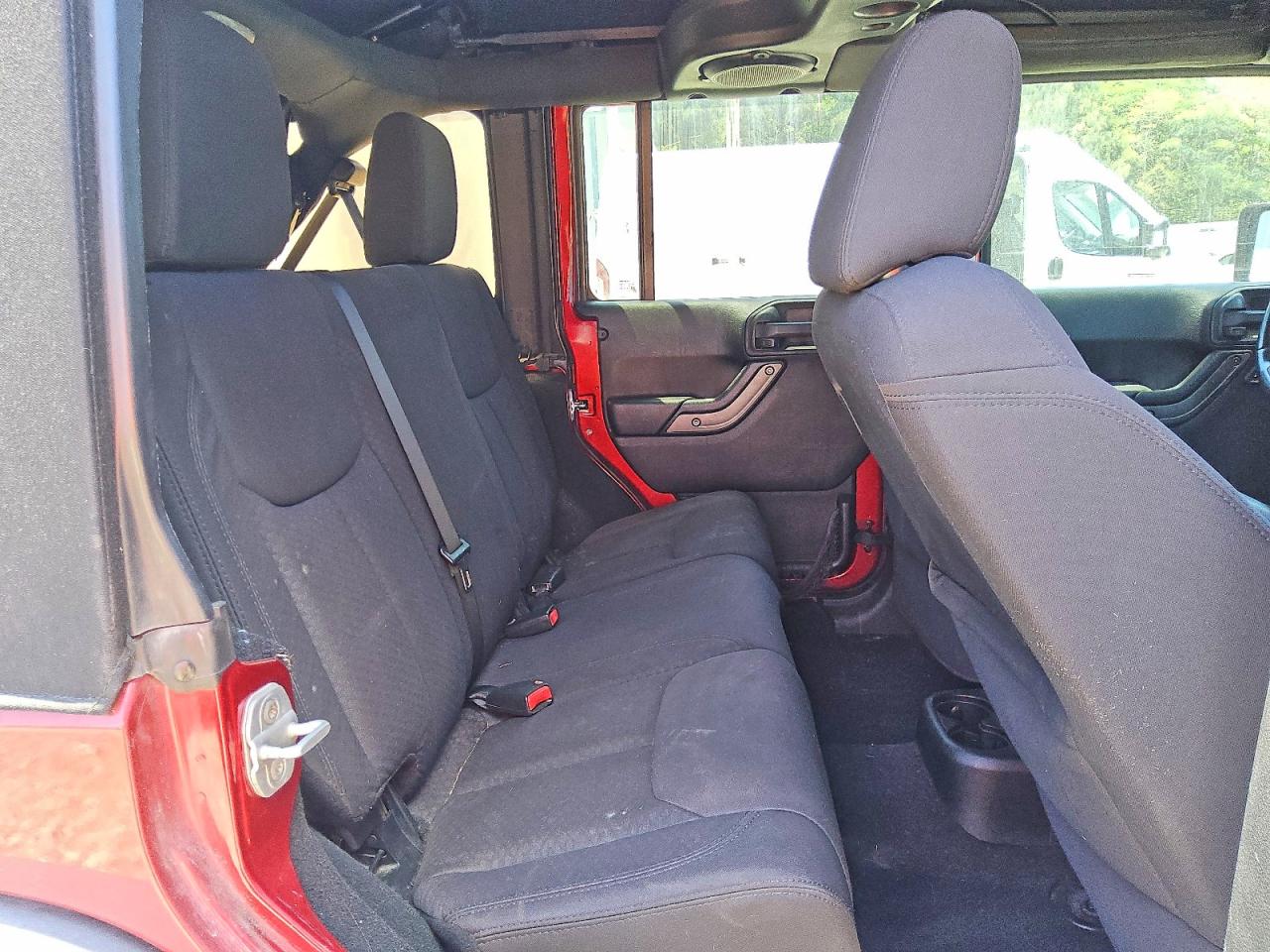 2013 Jeep Wrangler Unlimited Sport Burgundy vin: 1C4BJWDG3DL509732