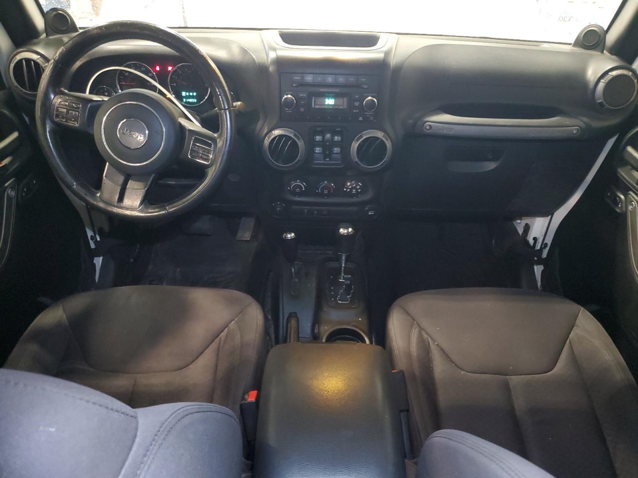 2013 Jeep Wrangler Unlimited Sport White vin: 1C4BJWDG3DL513831
