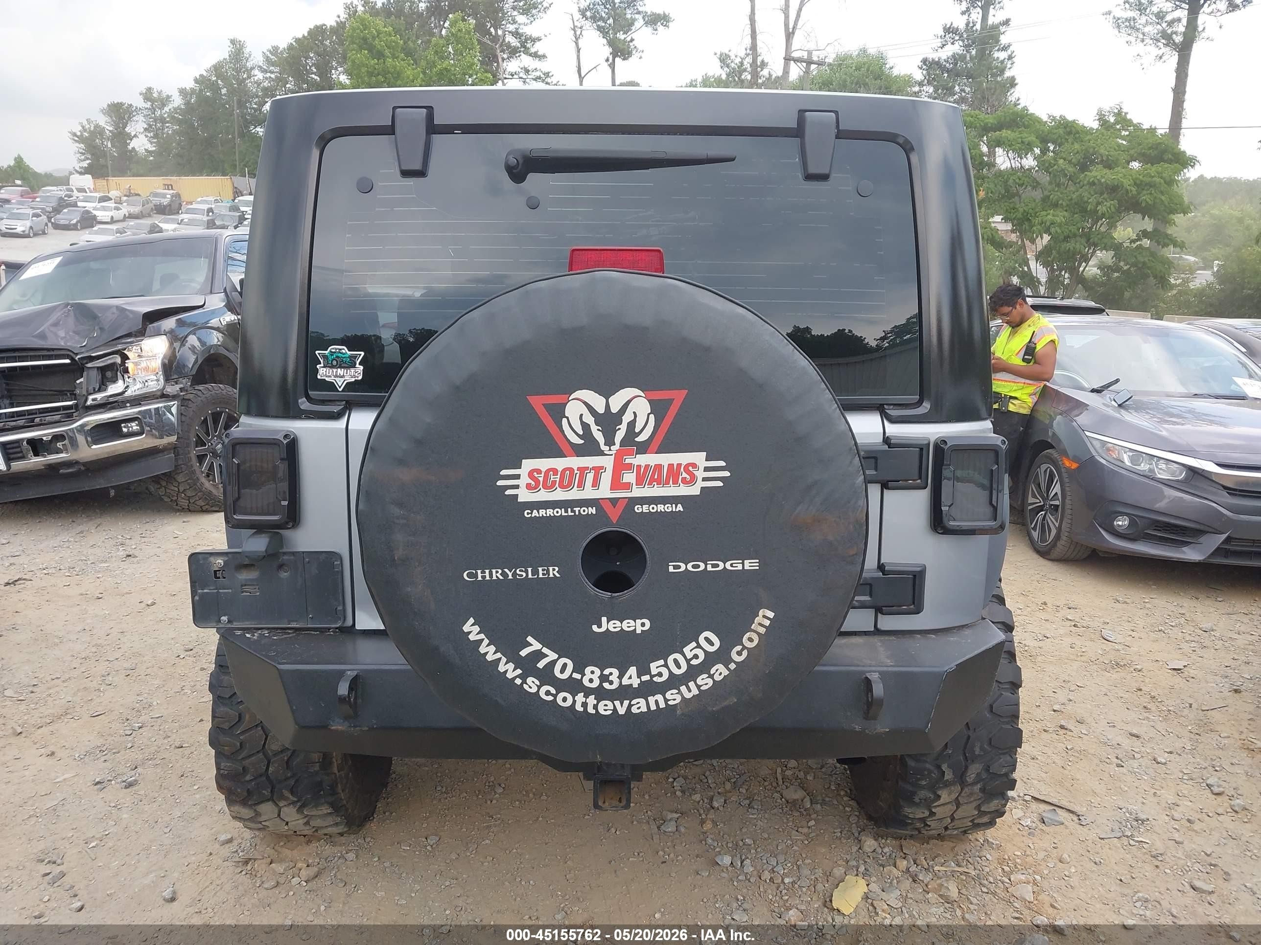 2013 Jeep Wrangler Unlimited Sport Gray vin: 1C4BJWDG3DL545601