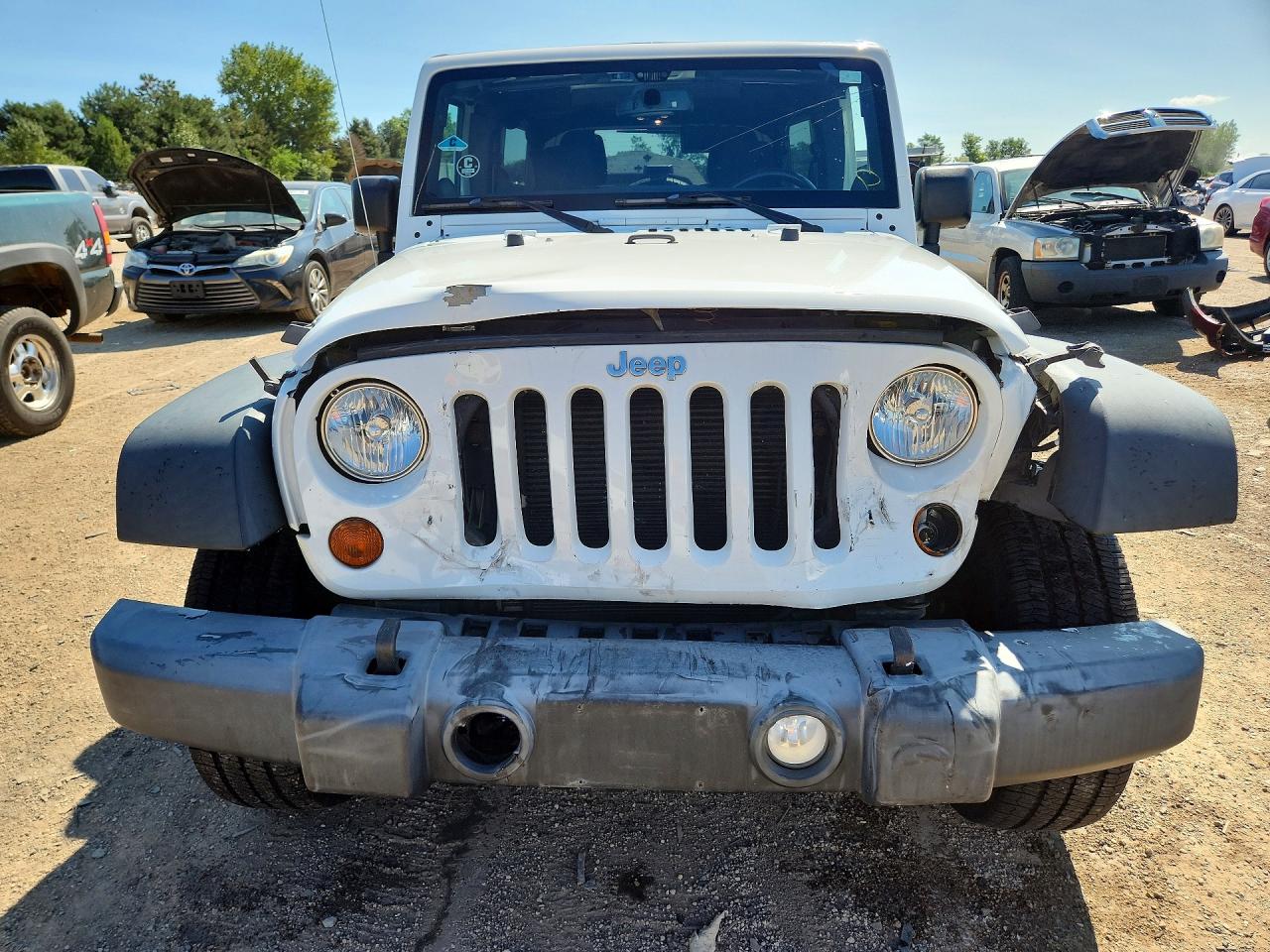 2013 Jeep Wrangler Unlimited Sport White vin: 1C4BJWDG3DL547302