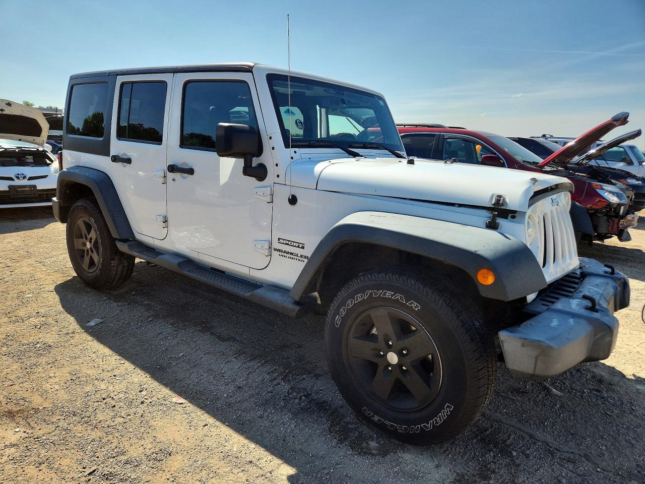2013 Jeep Wrangler Unlimited Sport White vin: 1C4BJWDG3DL547302