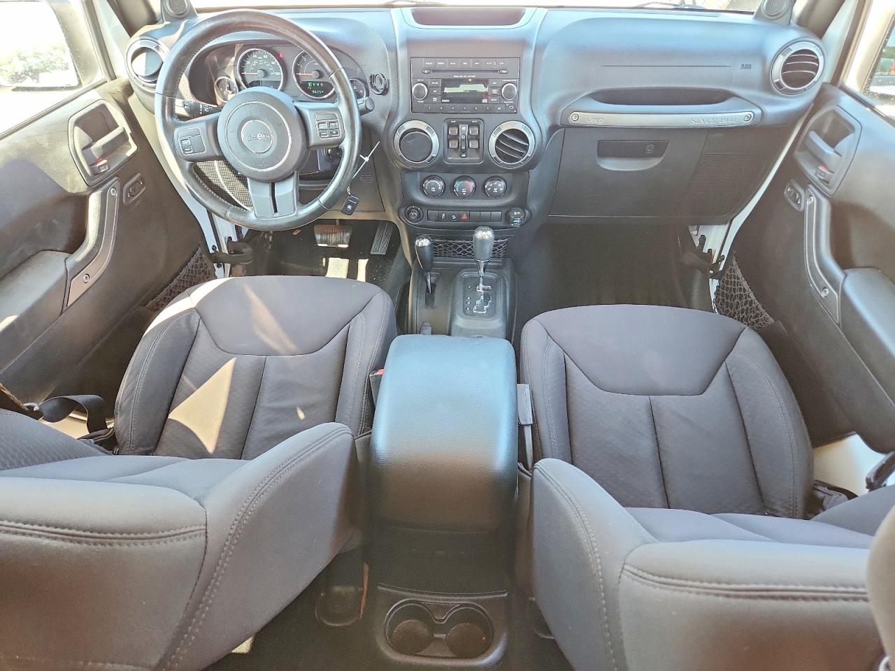 2013 Jeep Wrangler Unlimited Sport White vin: 1C4BJWDG3DL547302