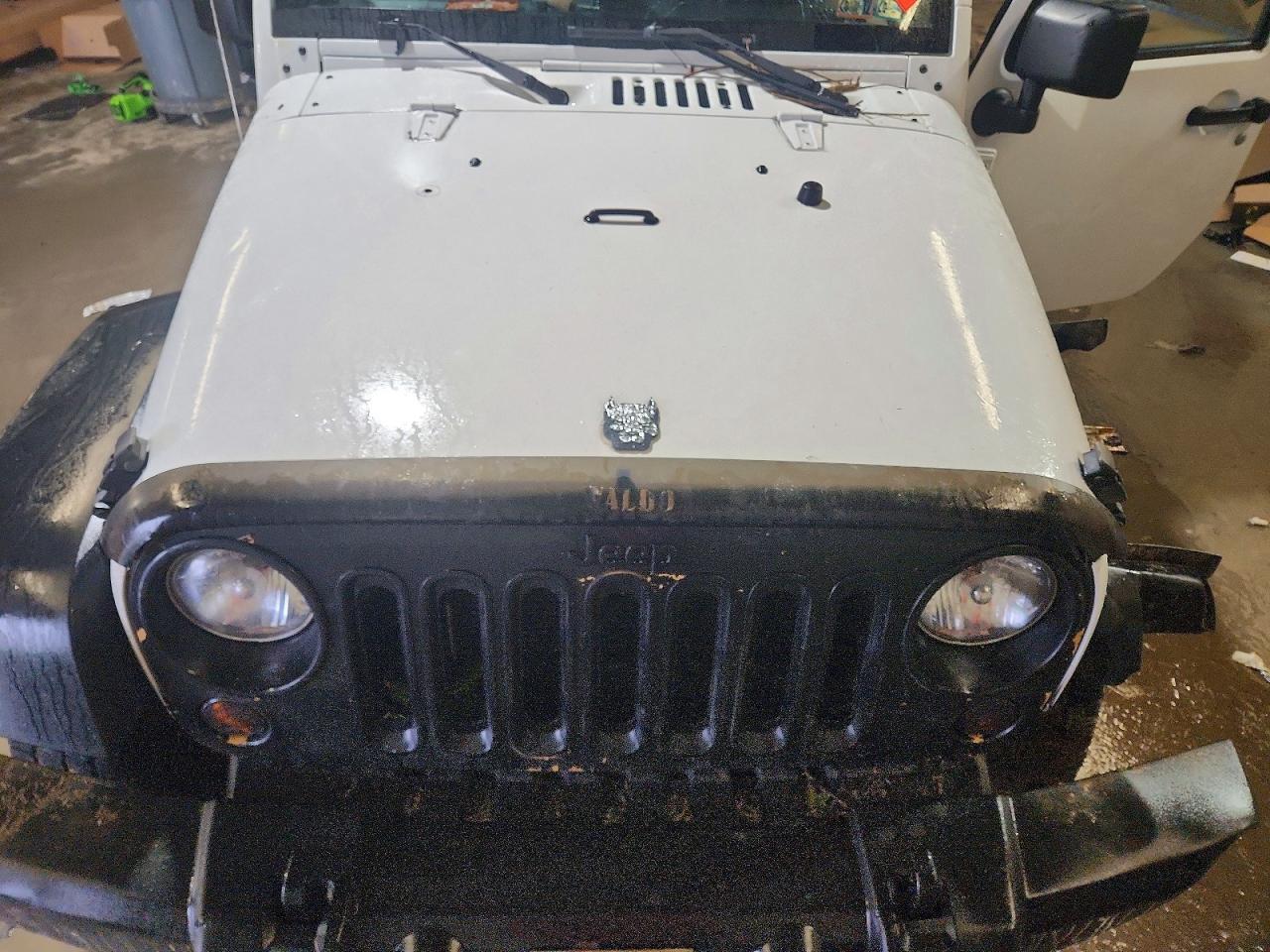 2013 Jeep Wrangler Unlimited Sport Белый vin: 1C4BJWDG3DL601357