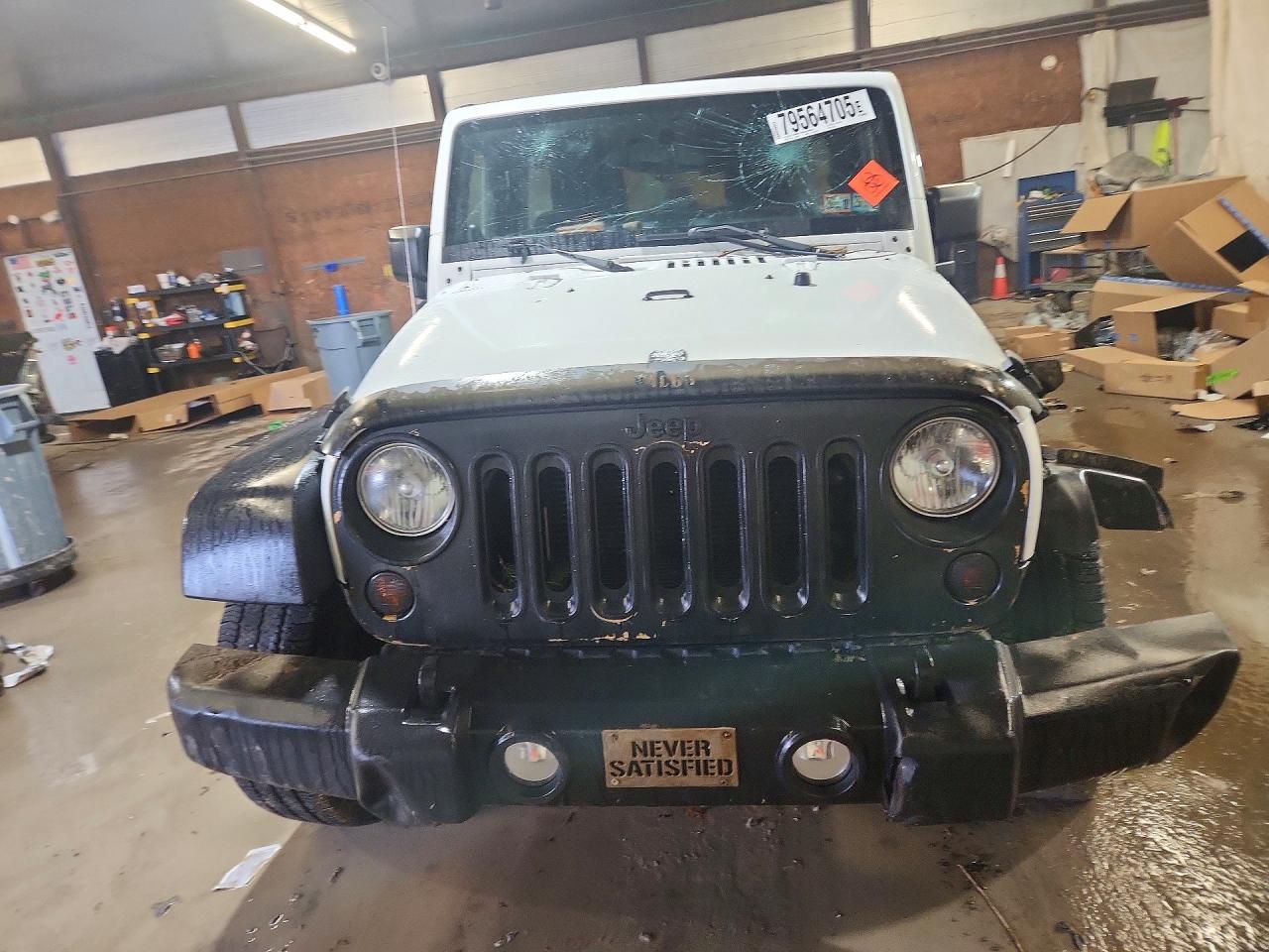 2013 Jeep Wrangler Unlimited Sport Белый vin: 1C4BJWDG3DL601357