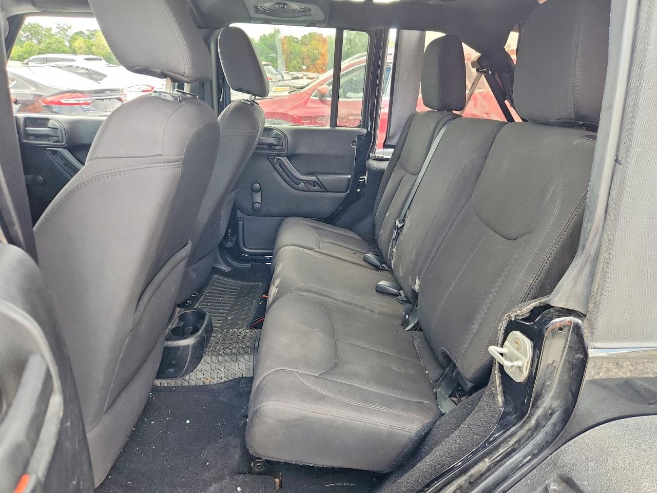 2013 Jeep Wrangler Unlimited Sport Black vin: 1C4BJWDG3DL650140