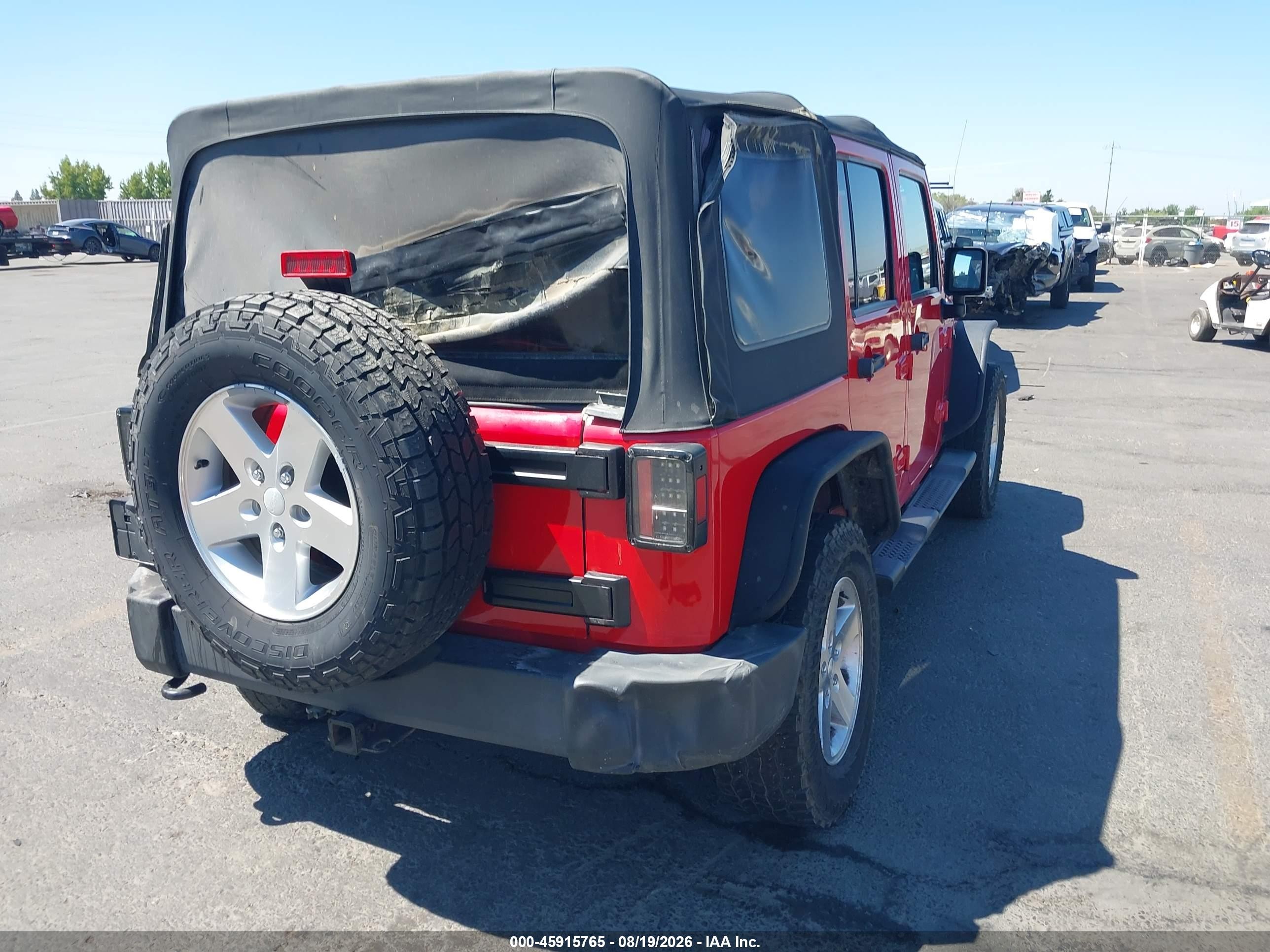 2013 Jeep Wrangler Unlimited Sport Red vin: 1C4BJWDG3DL673806