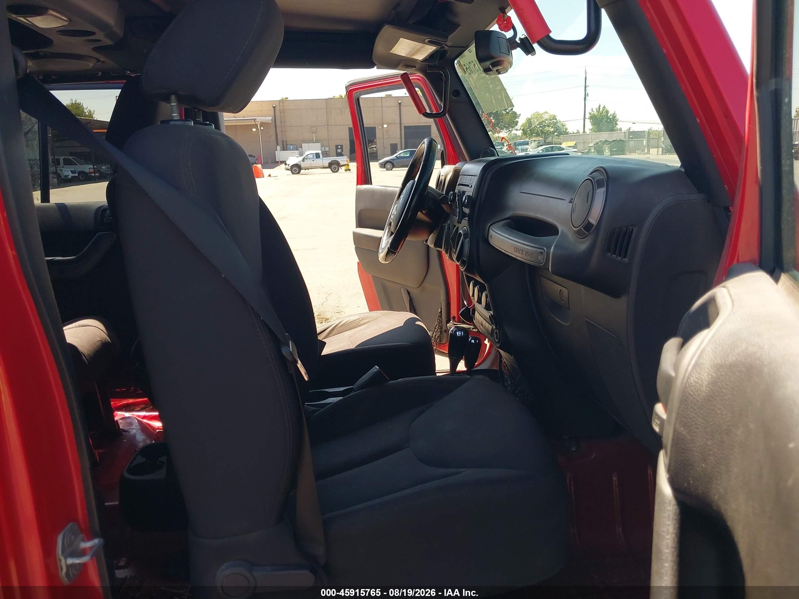 2013 Jeep Wrangler Unlimited Sport Red vin: 1C4BJWDG3DL673806