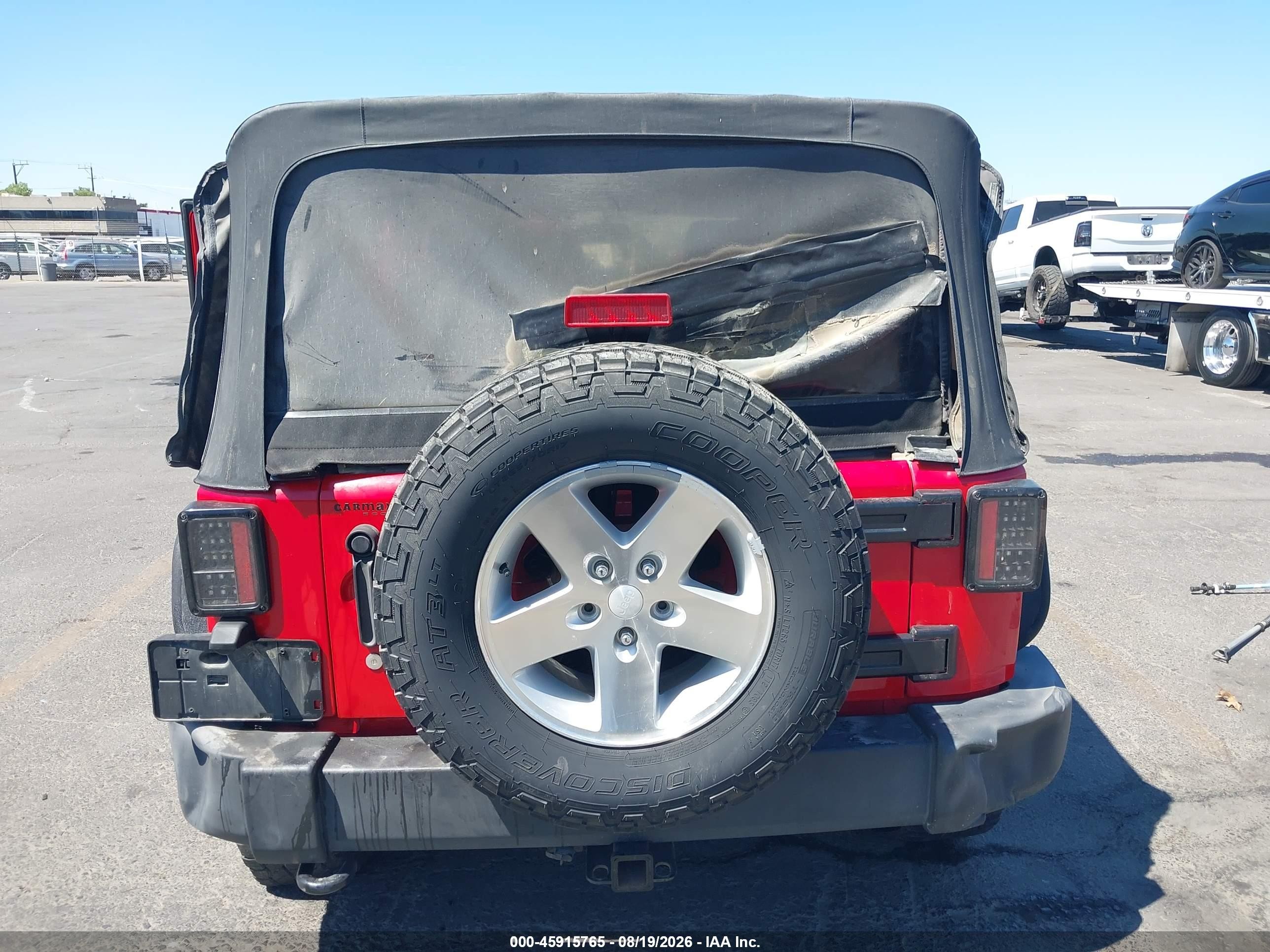 2013 Jeep Wrangler Unlimited Sport Red vin: 1C4BJWDG3DL673806