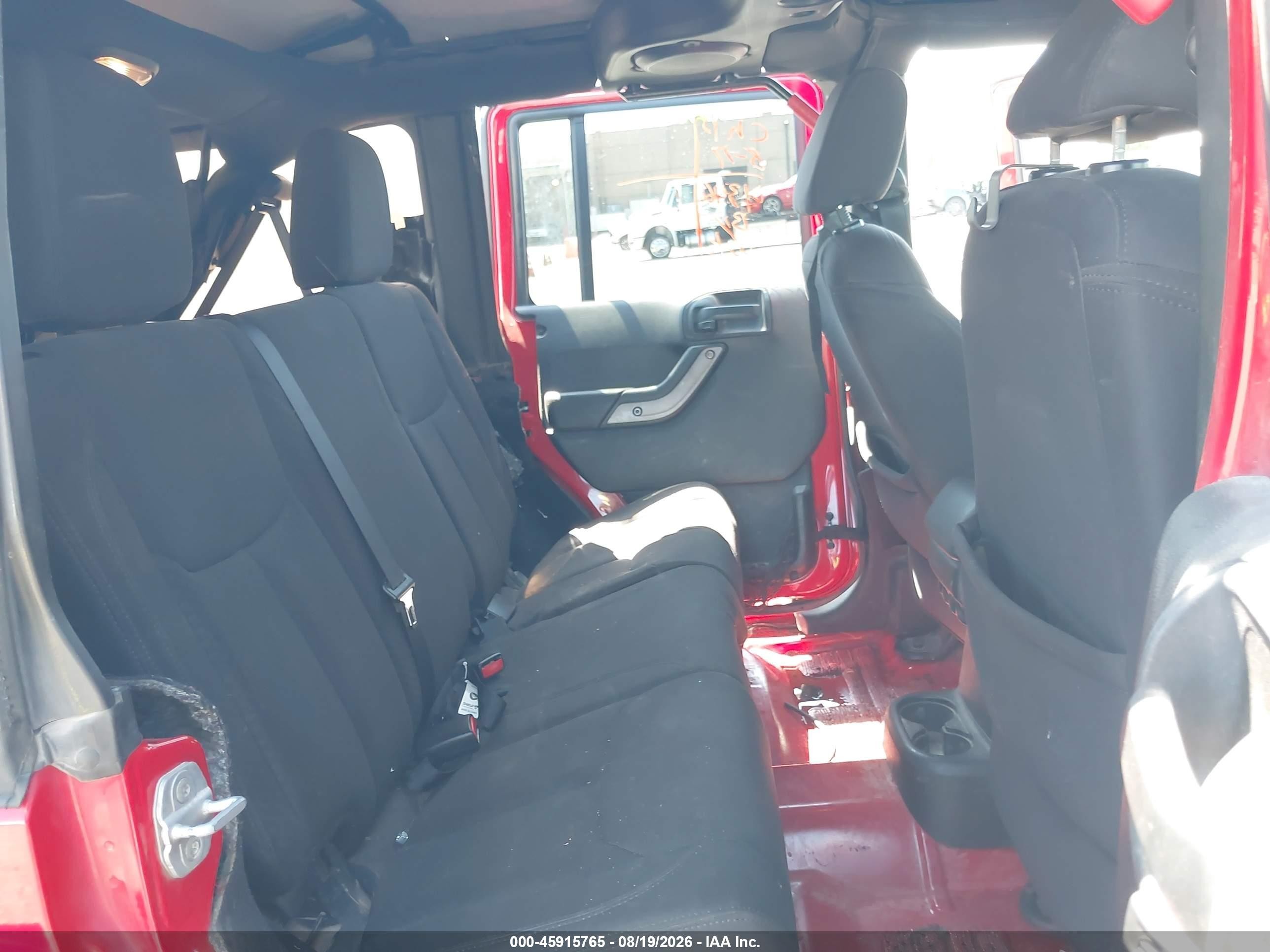 2013 Jeep Wrangler Unlimited Sport Red vin: 1C4BJWDG3DL673806