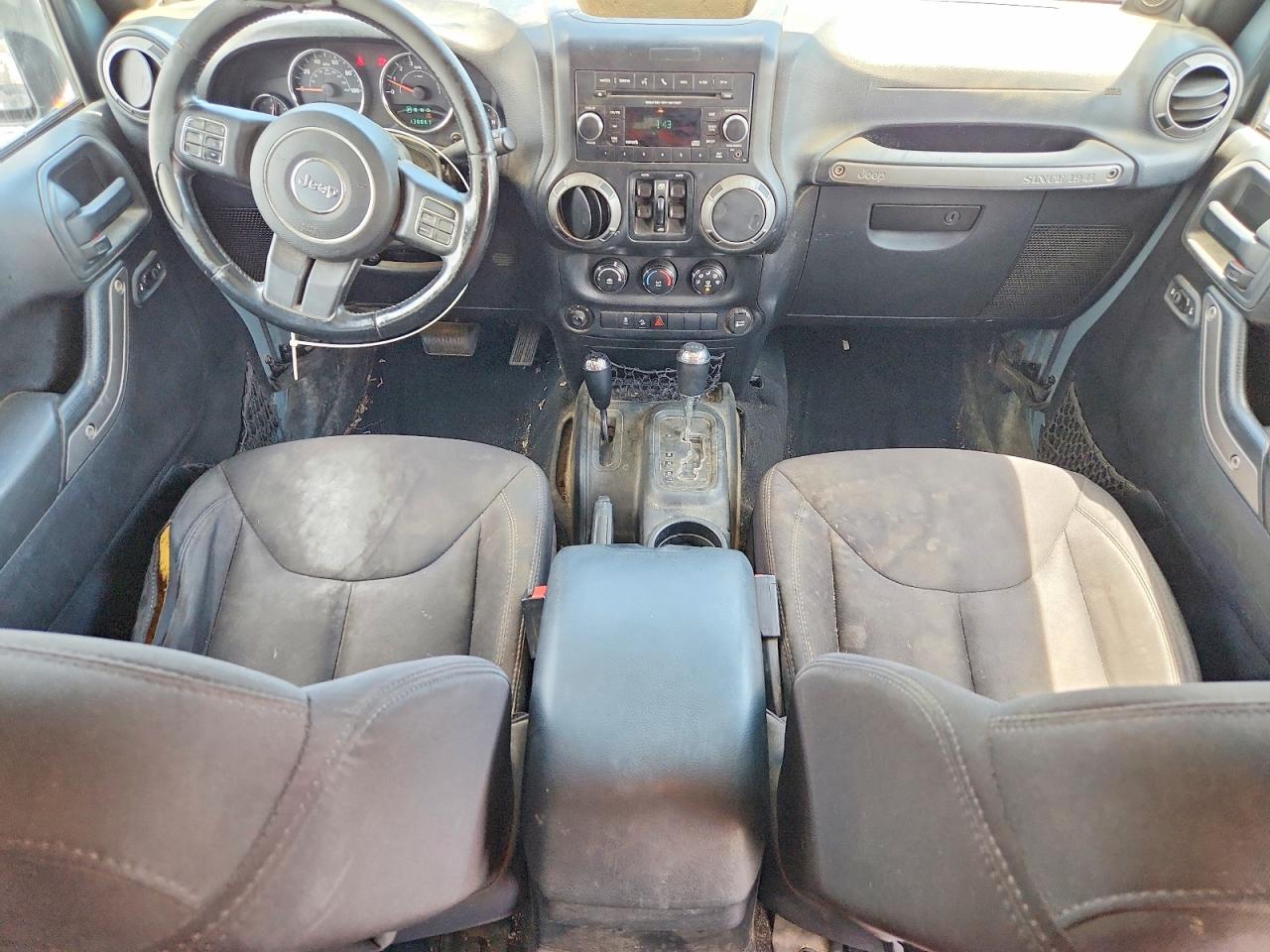 2014 Jeep Wrangler Unlimited Sport Gray vin: 1C4BJWDG3EL163389