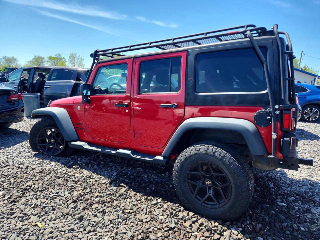 2014 Jeep Wrangler Unlimited Sport Red vin: 1C4BJWDG3EL175008