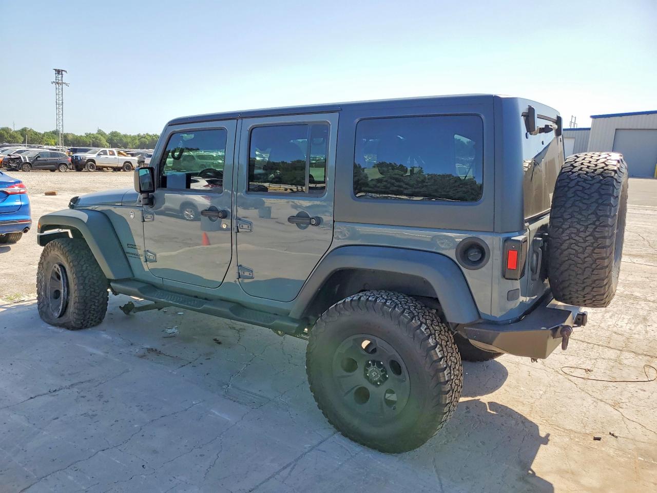 2014 Jeep Wrangler Unlimited Sport Серый vin: 1C4BJWDG3EL261046