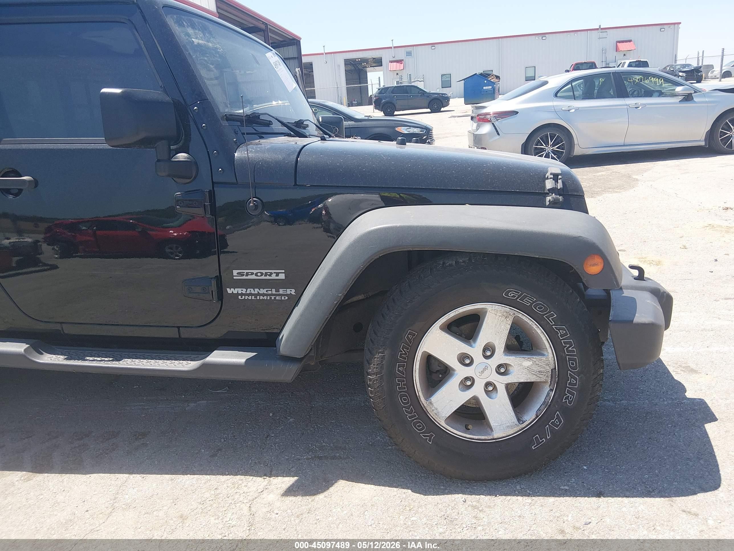 2014 Jeep Wrangler Unlimited Sport Black vin: 1C4BJWDG3EL281863