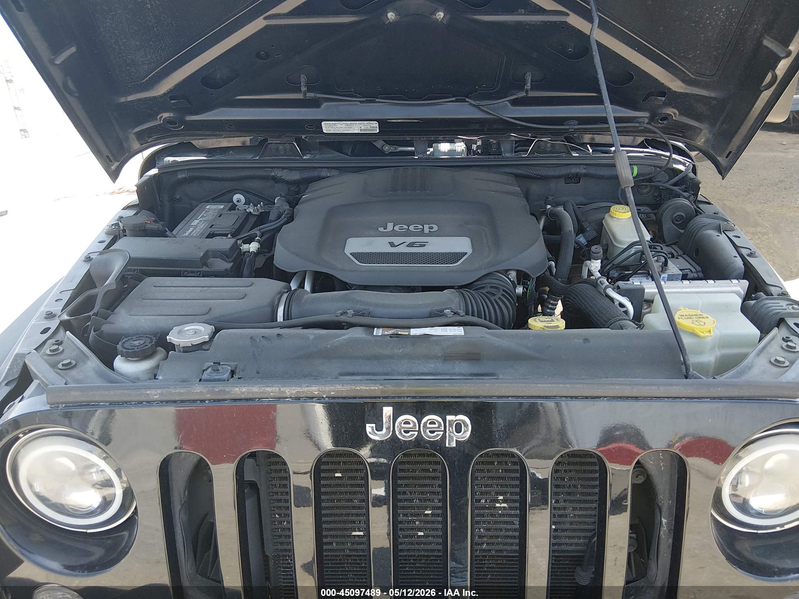 2014 Jeep Wrangler Unlimited Sport Black vin: 1C4BJWDG3EL281863