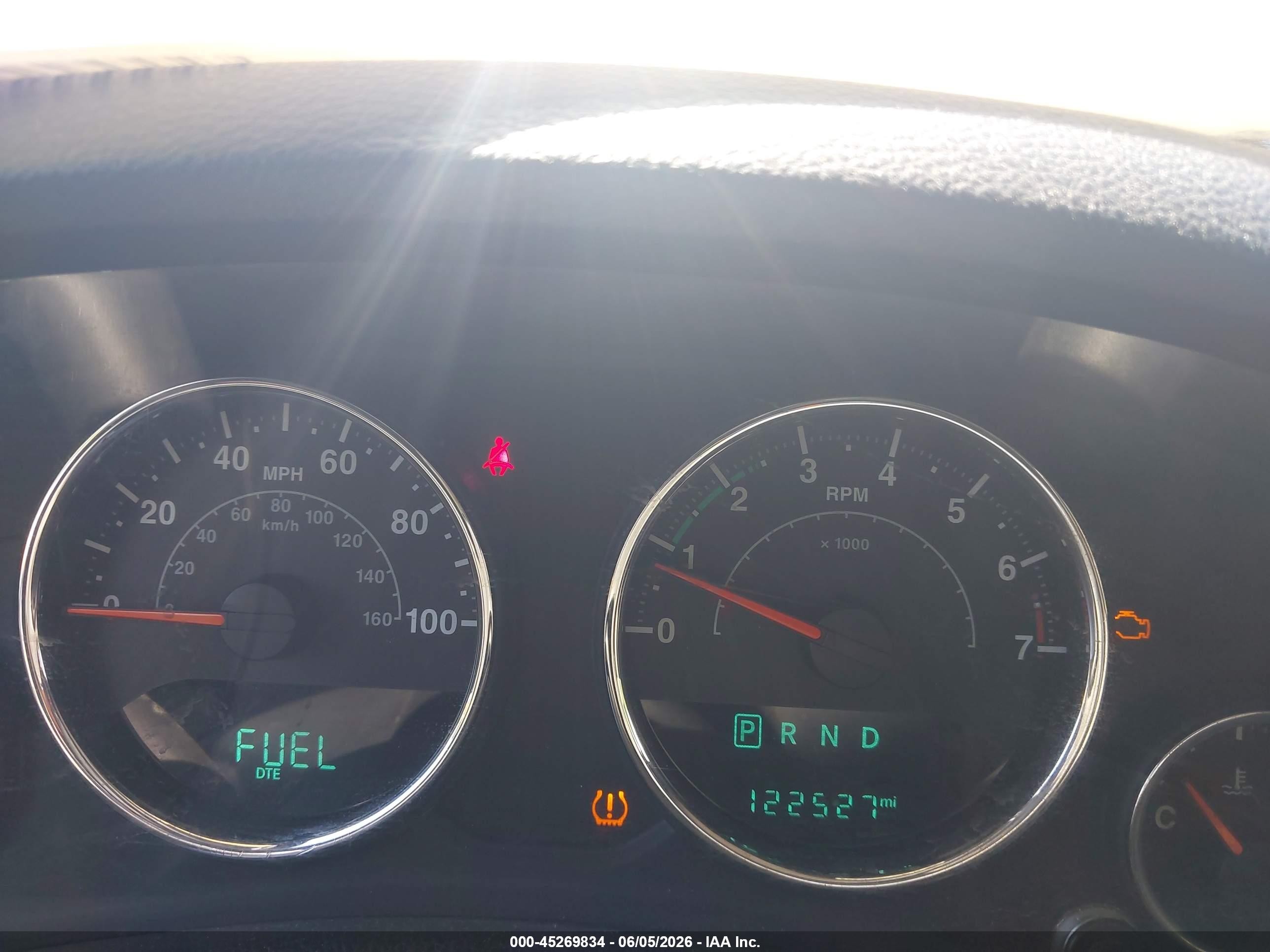 2014 Jeep Wrangler Unlimited Sport White vin: 1C4BJWDG3EL306101