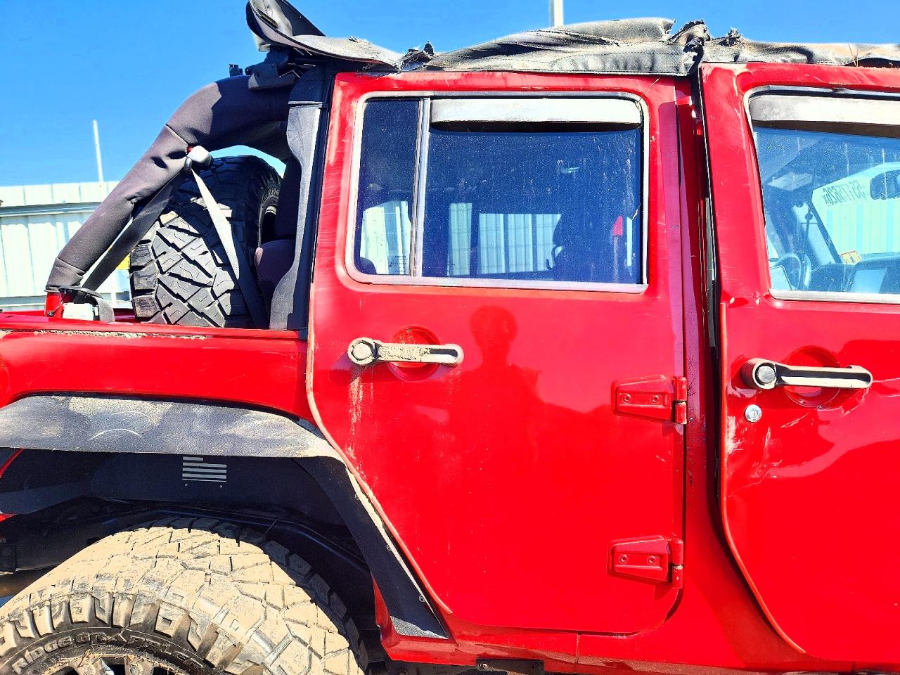 2015 Jeep Wrangler Unlimited Sport Red vin: 1C4BJWDG3FL503111