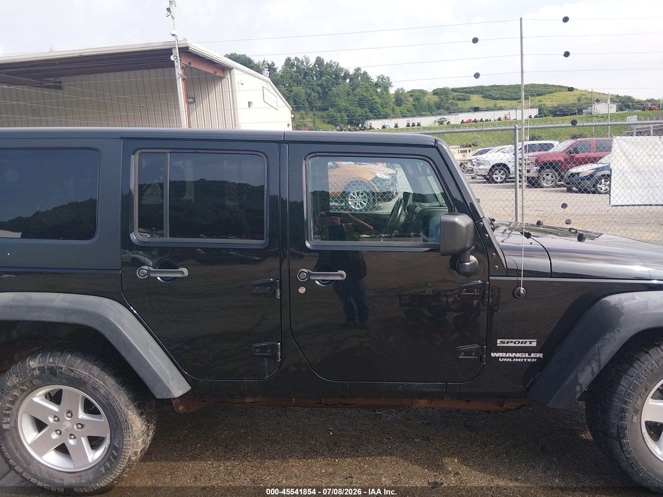 2015 Jeep Wrangler Unlimited Sport Черный vin: 1C4BJWDG3FL519437