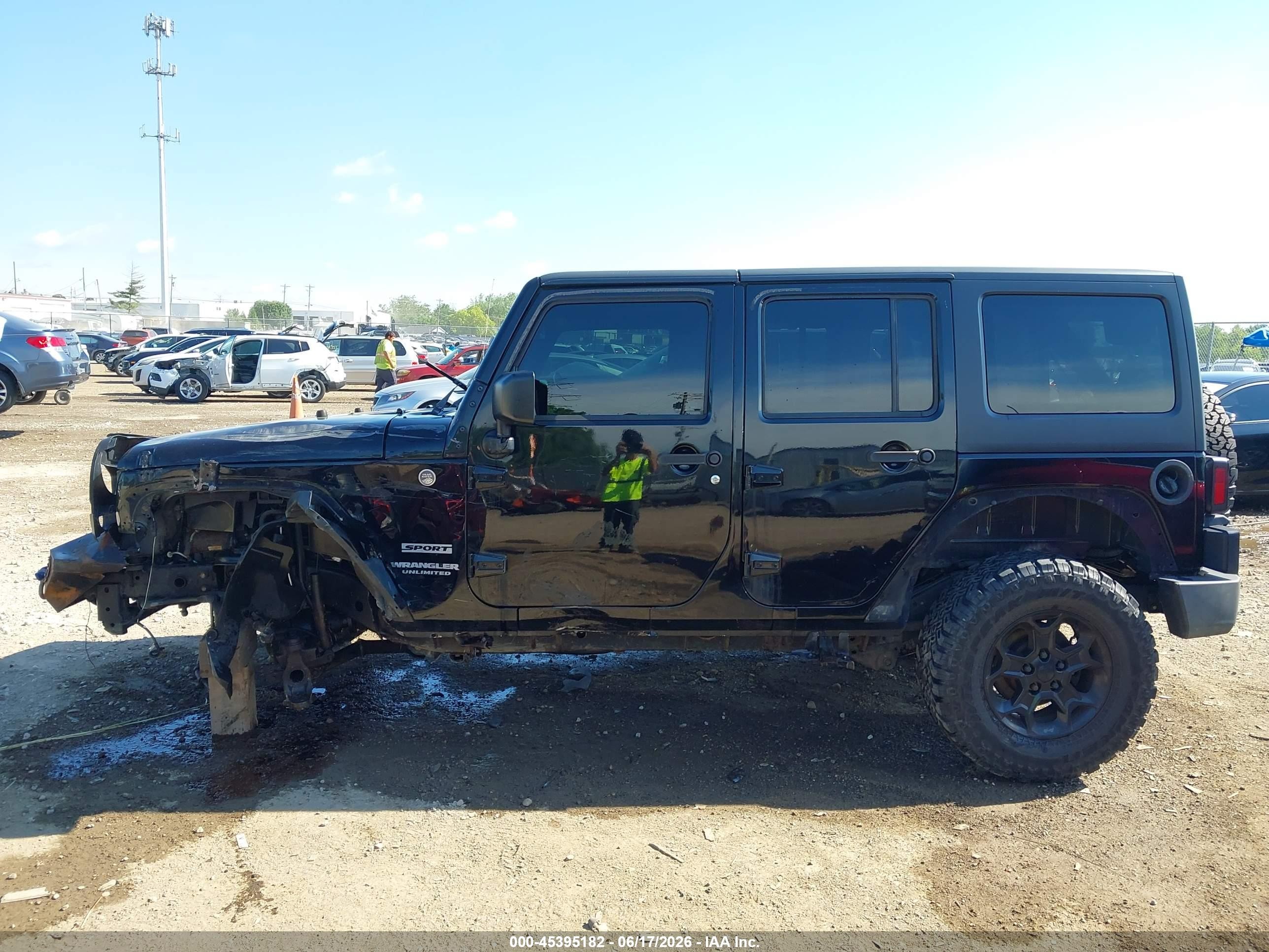 2015 Jeep Wrangler Unlimited Sport Black vin: 1C4BJWDG3FL576656
