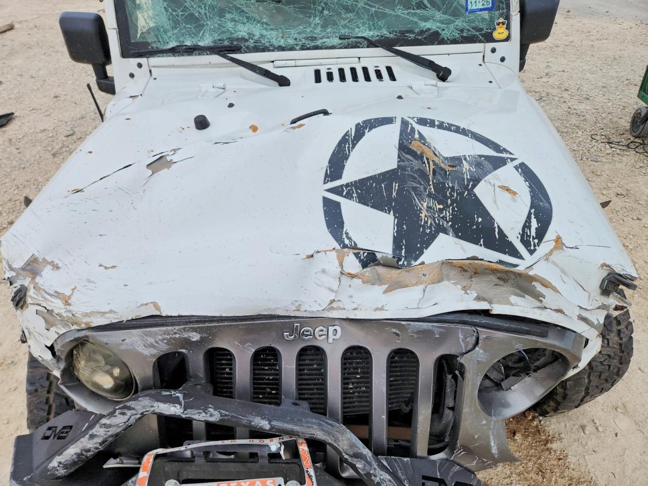 2015 Jeep Wrangler Unlimited Sport White vin: 1C4BJWDG3FL612524