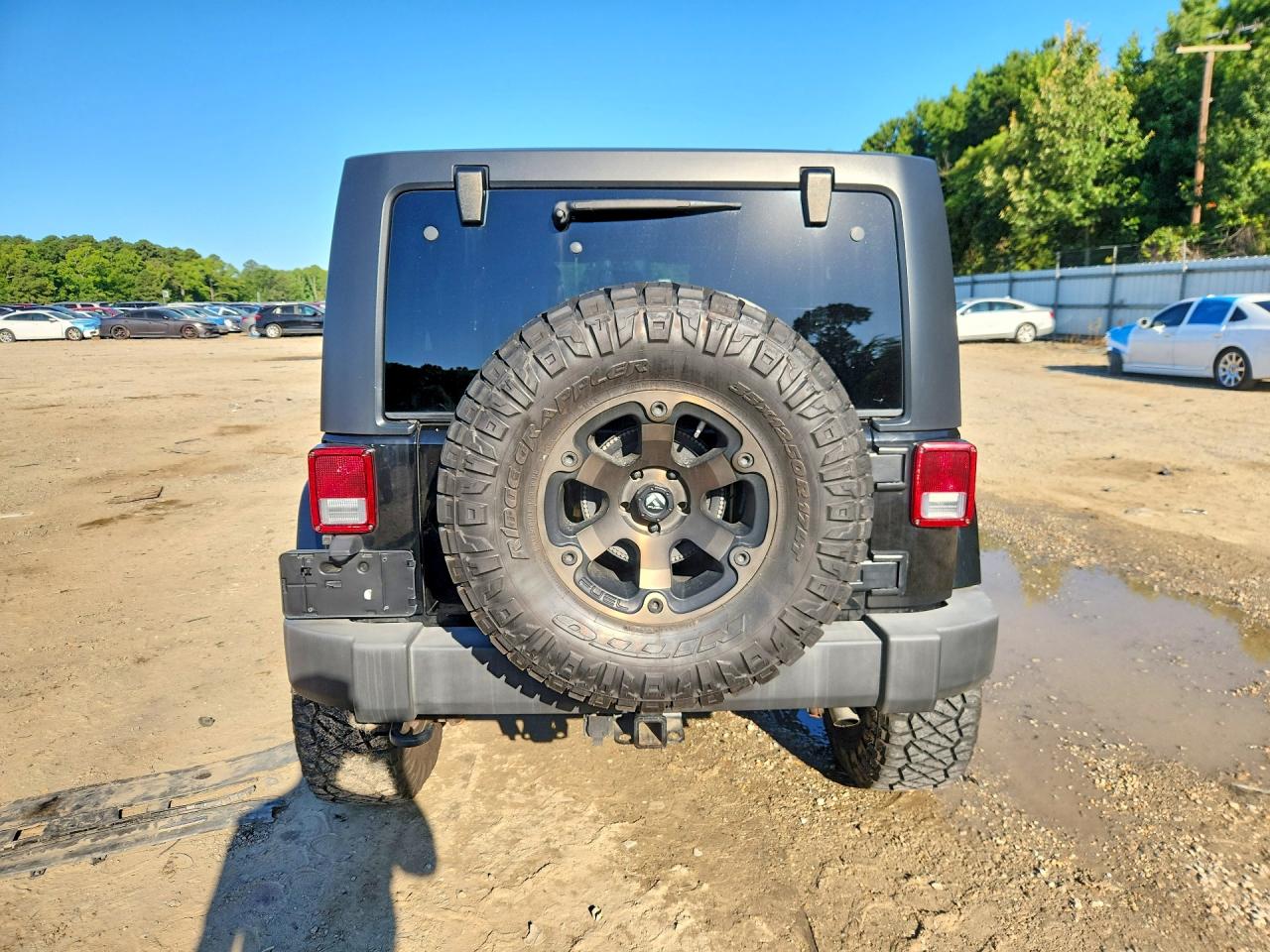 2015 Jeep Wrangler Unlimited Sport Black vin: 1C4BJWDG3FL649928