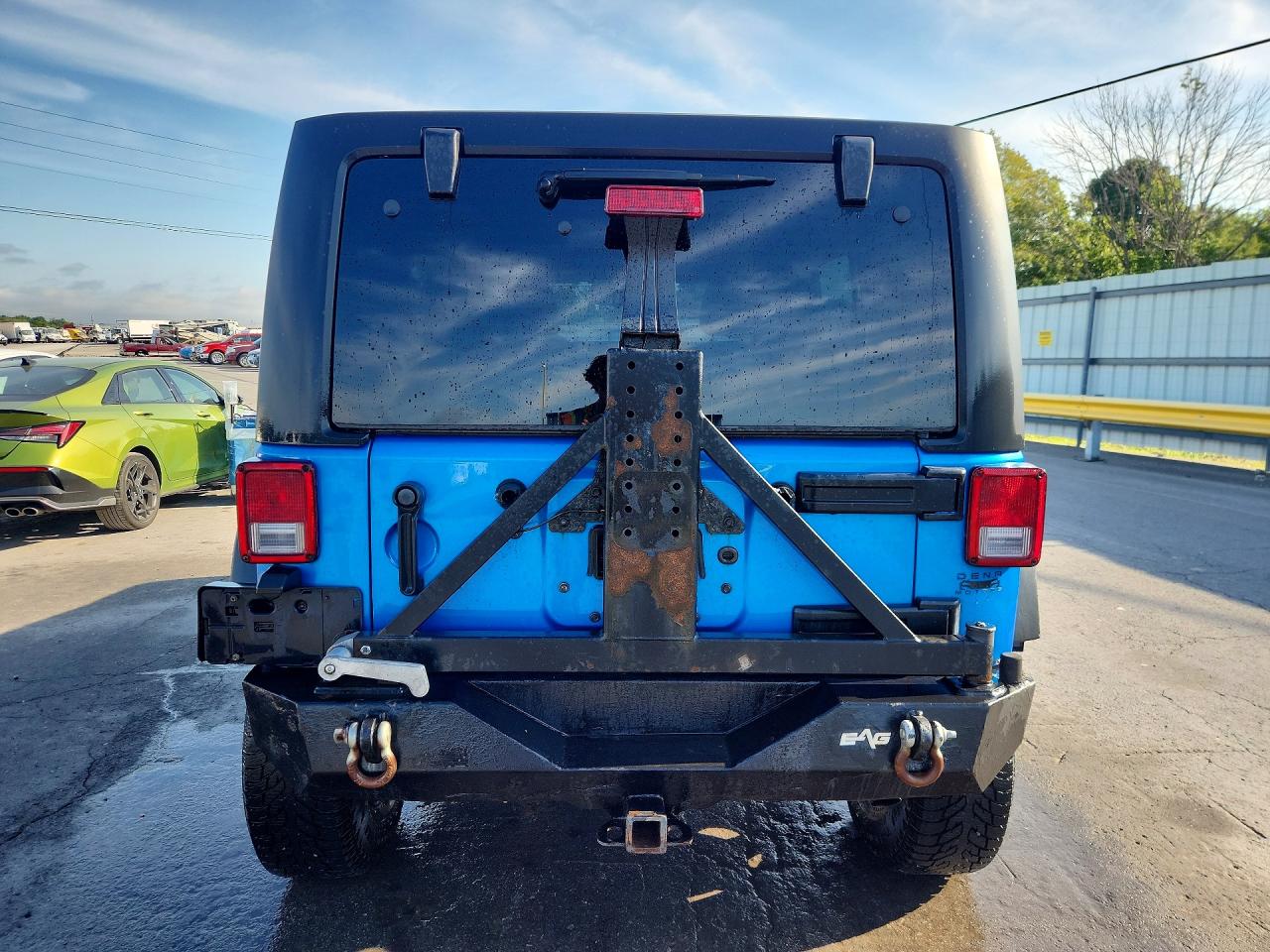 2015 Jeep Wrangler Unlimited Sport Blue vin: 1C4BJWDG3FL719993