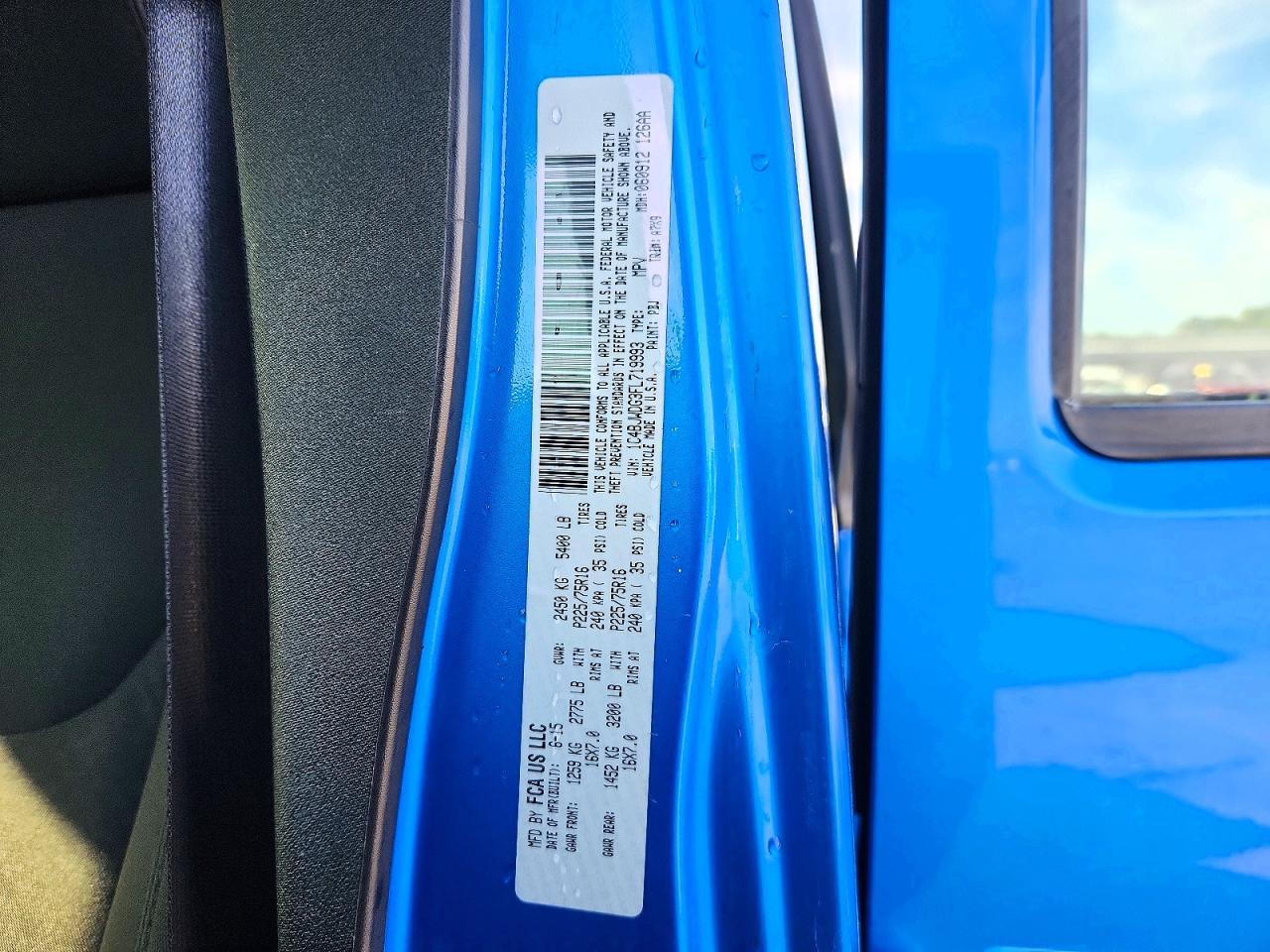 2015 Jeep Wrangler Unlimited Sport Blue vin: 1C4BJWDG3FL719993