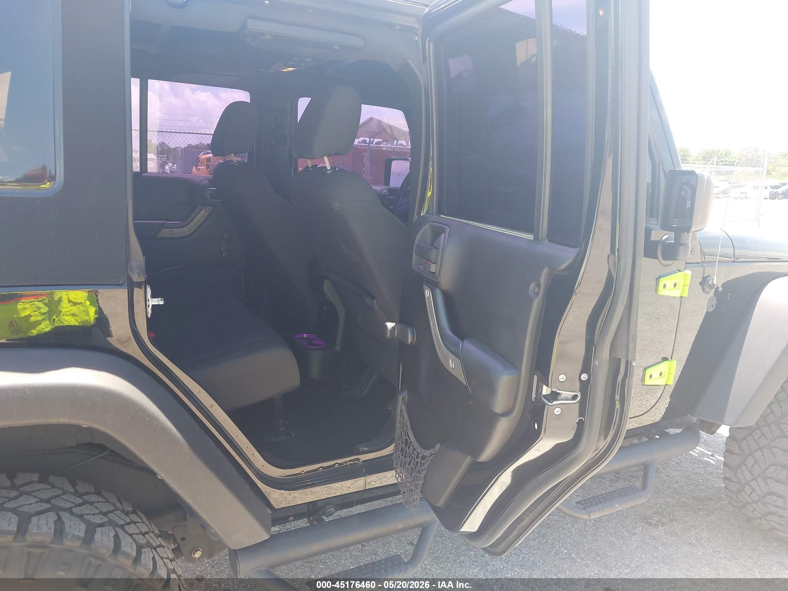 2015 Jeep Wrangler Unlimited Sport Black vin: 1C4BJWDG3FL745476