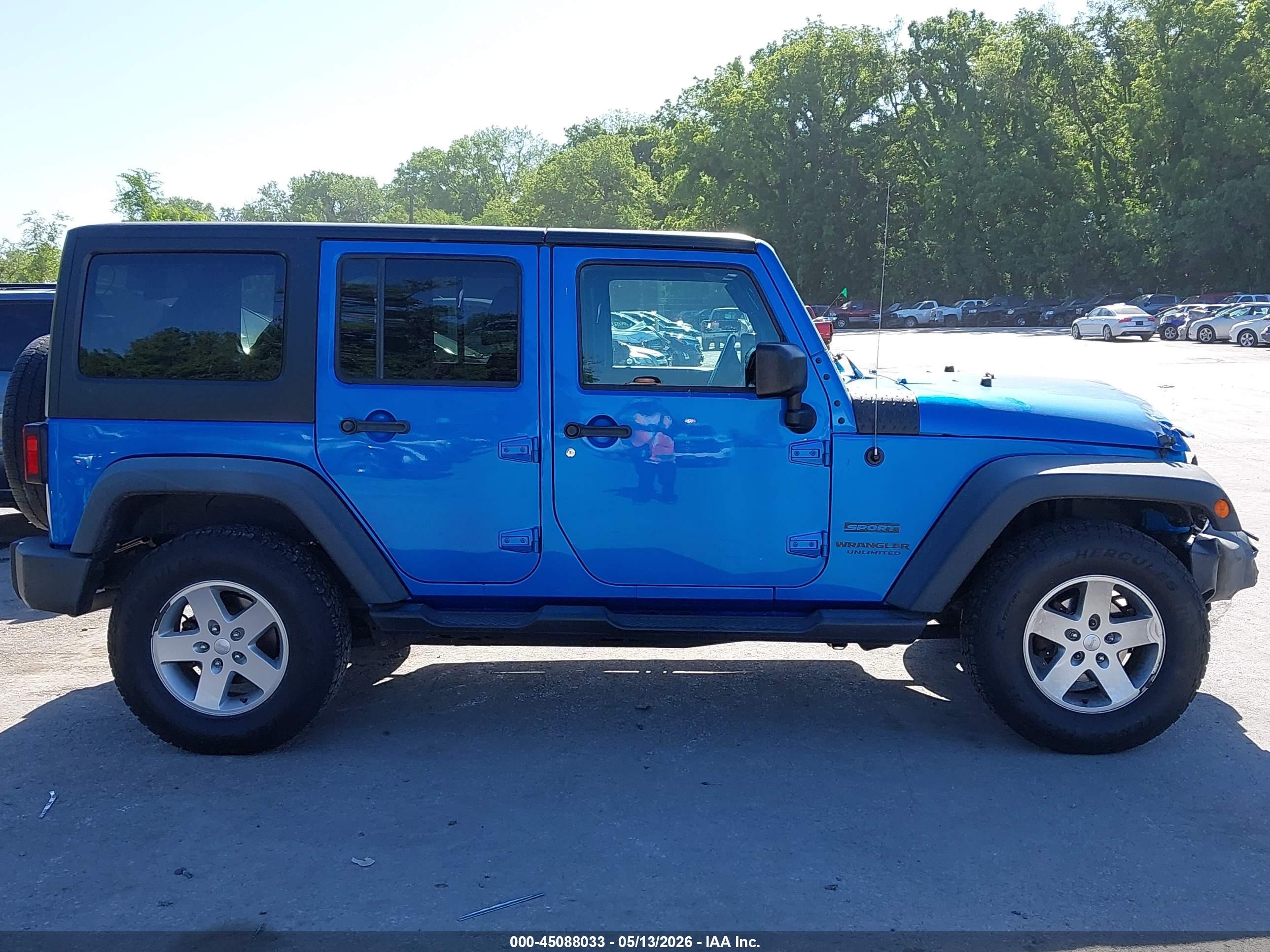 2015 Jeep Wrangler Unlimited Sport Blue vin: 1C4BJWDG3FL759149