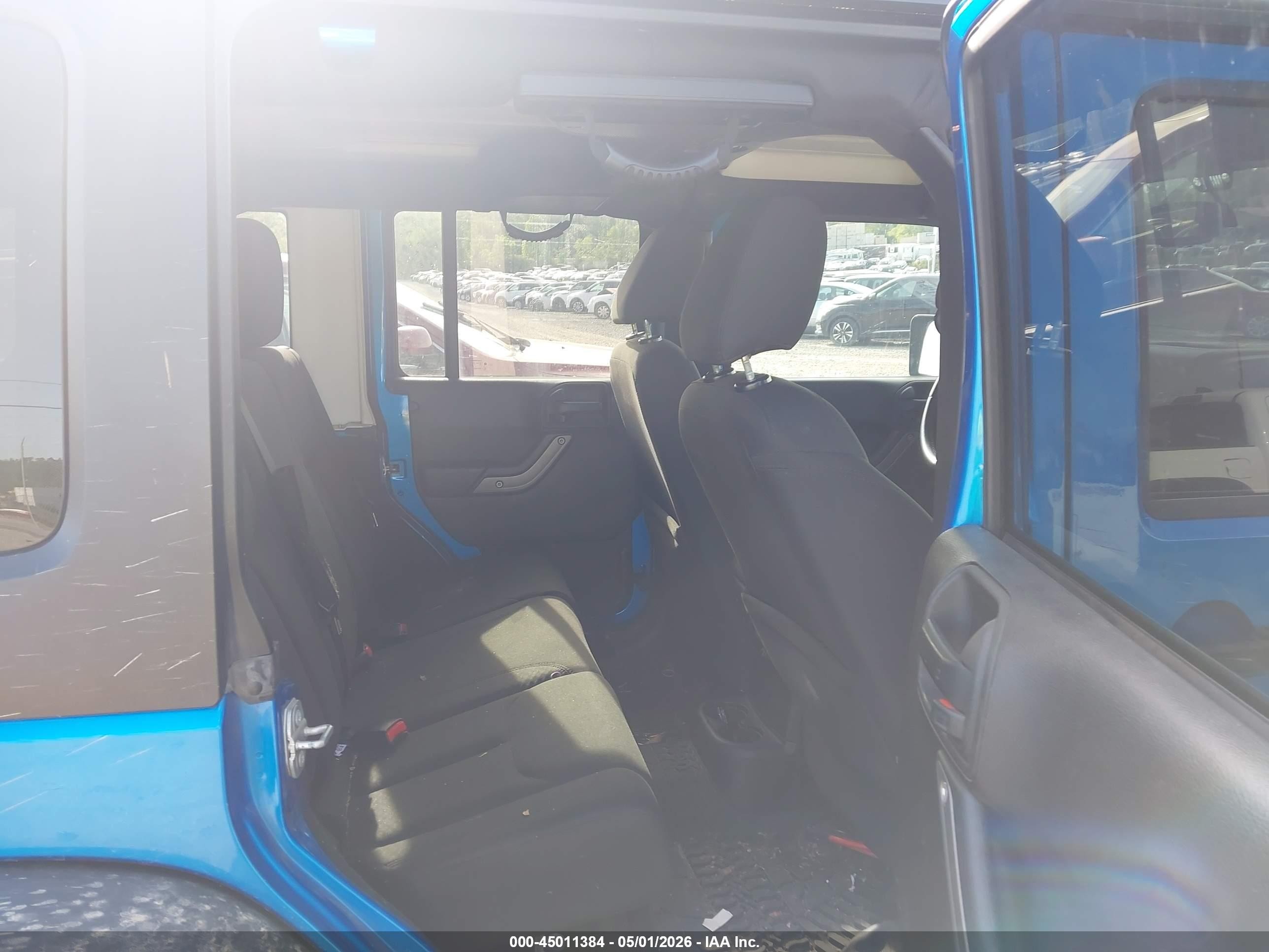 2016 Jeep Wrangler Unlimited Sport Blue vin: 1C4BJWDG3GL197058