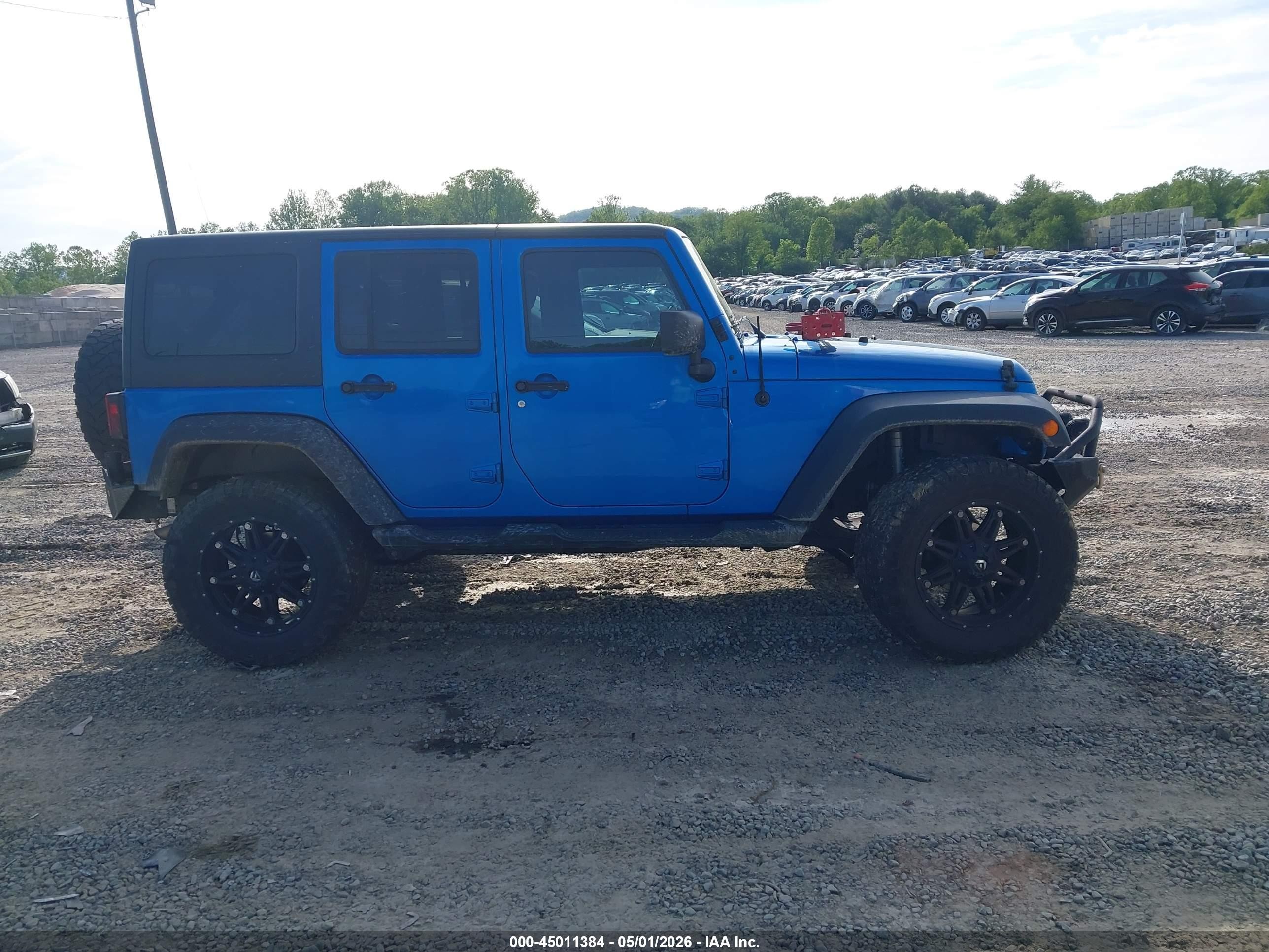 2016 Jeep Wrangler Unlimited Sport Blue vin: 1C4BJWDG3GL197058