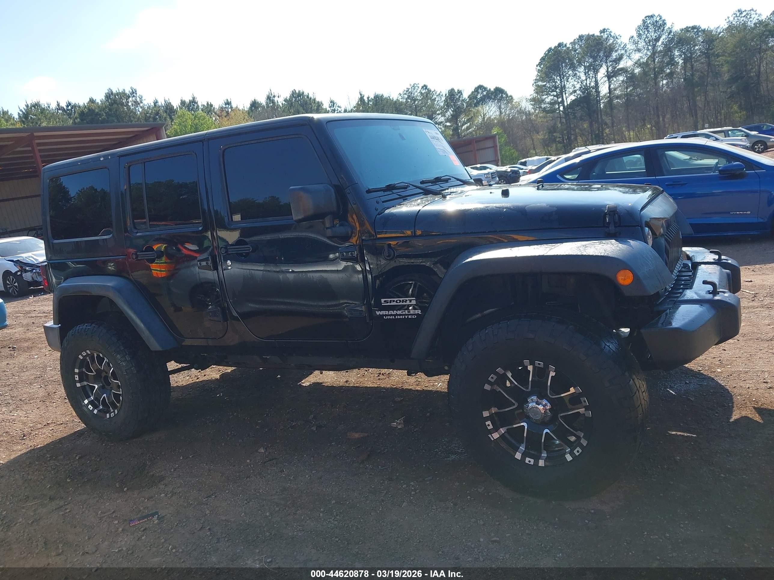 2016 Jeep Wrangler Unlimited Sport Black vin: 1C4BJWDG3GL230558