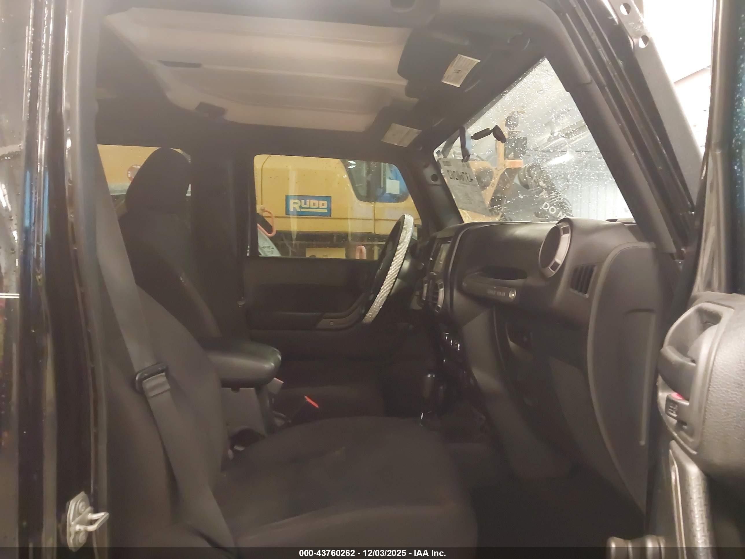 2017 Jeep Wrangler Unlimited Sport 4x4 Black vin: 1C4BJWDG3HL573713
