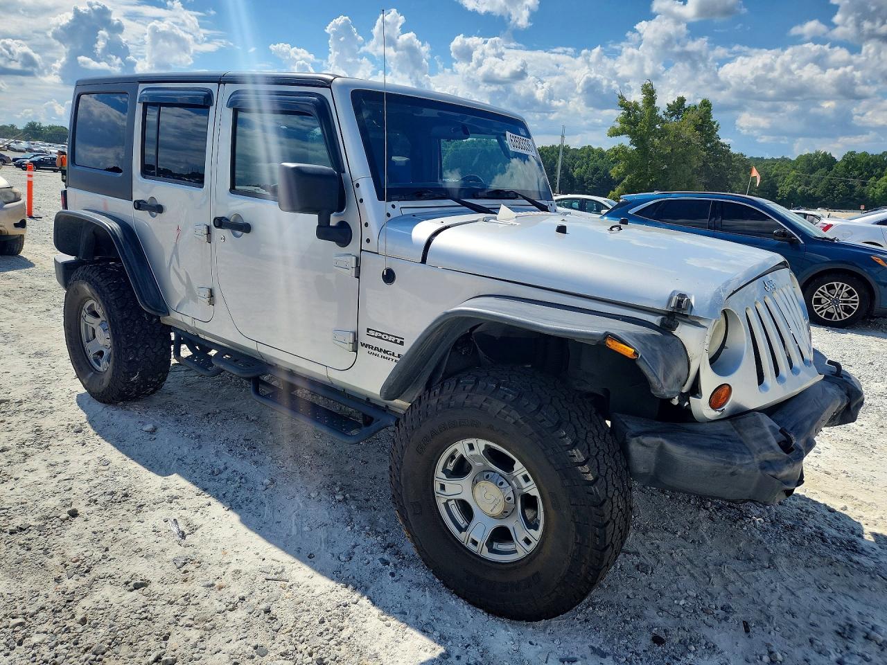 2012 Jeep Wrangler Unlimited Sport Silver vin: 1C4BJWDG4CL141088
