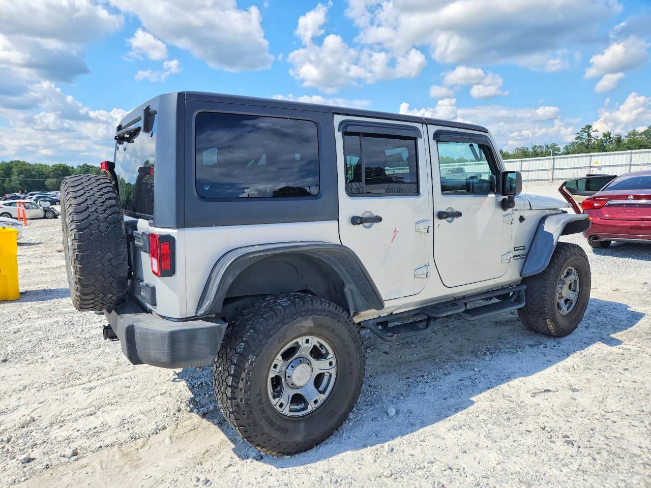 2012 Jeep Wrangler Unlimited Sport Silver vin: 1C4BJWDG4CL141088